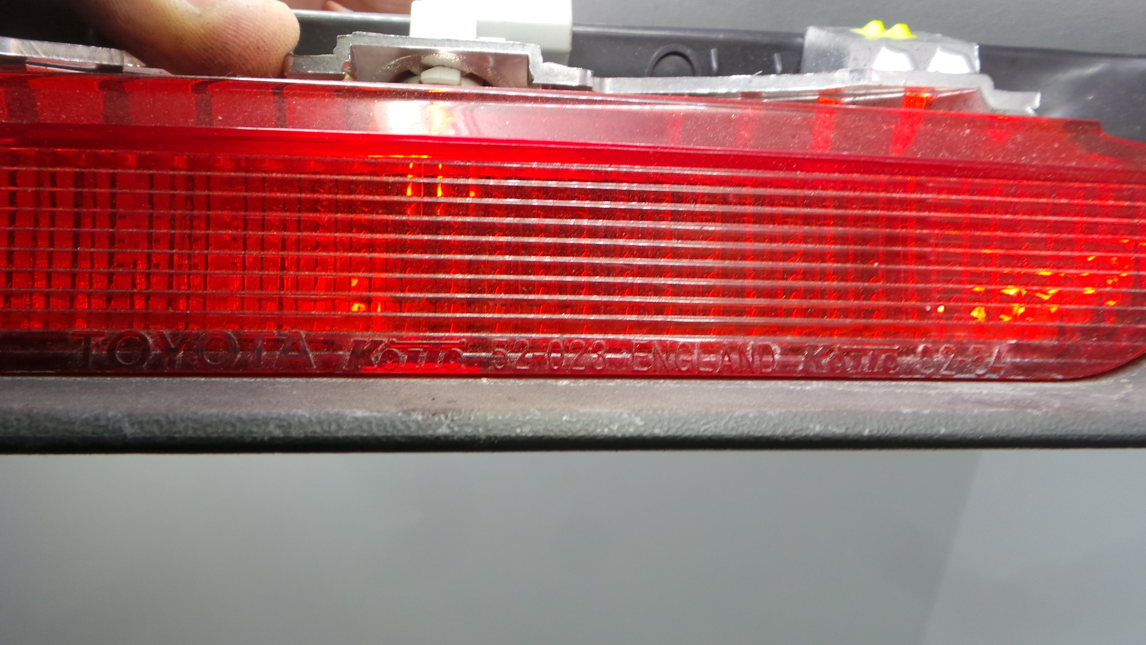 Farolim Stop Central / Luz de Stop Adicional 81570-0D011 - TOYOTA YARIS VERSO VAN (_P2_)-36411108