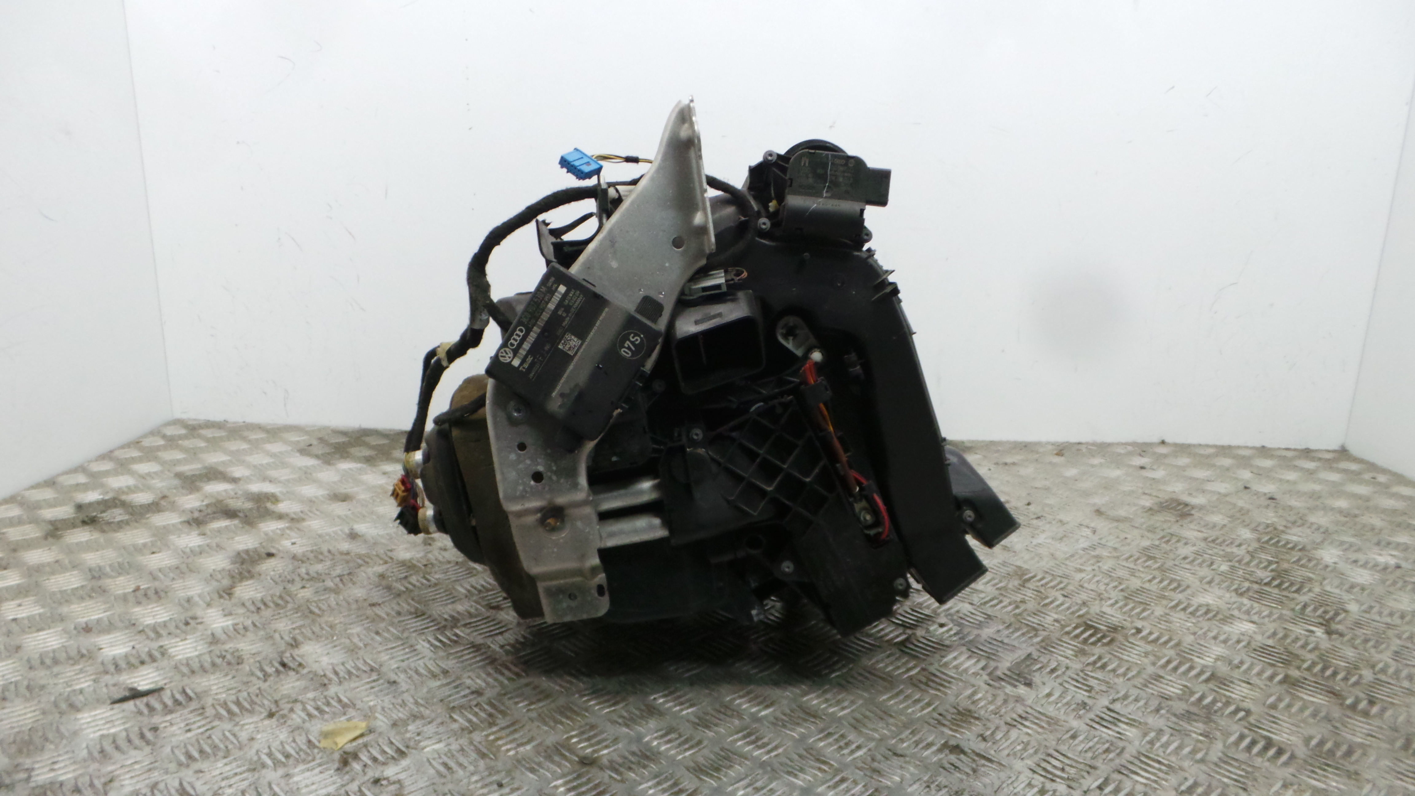 Caixa da Chauffage / Caixa da Sofagem 3C1820003EJ - VW PASSAT B6 (3C2)-36411126