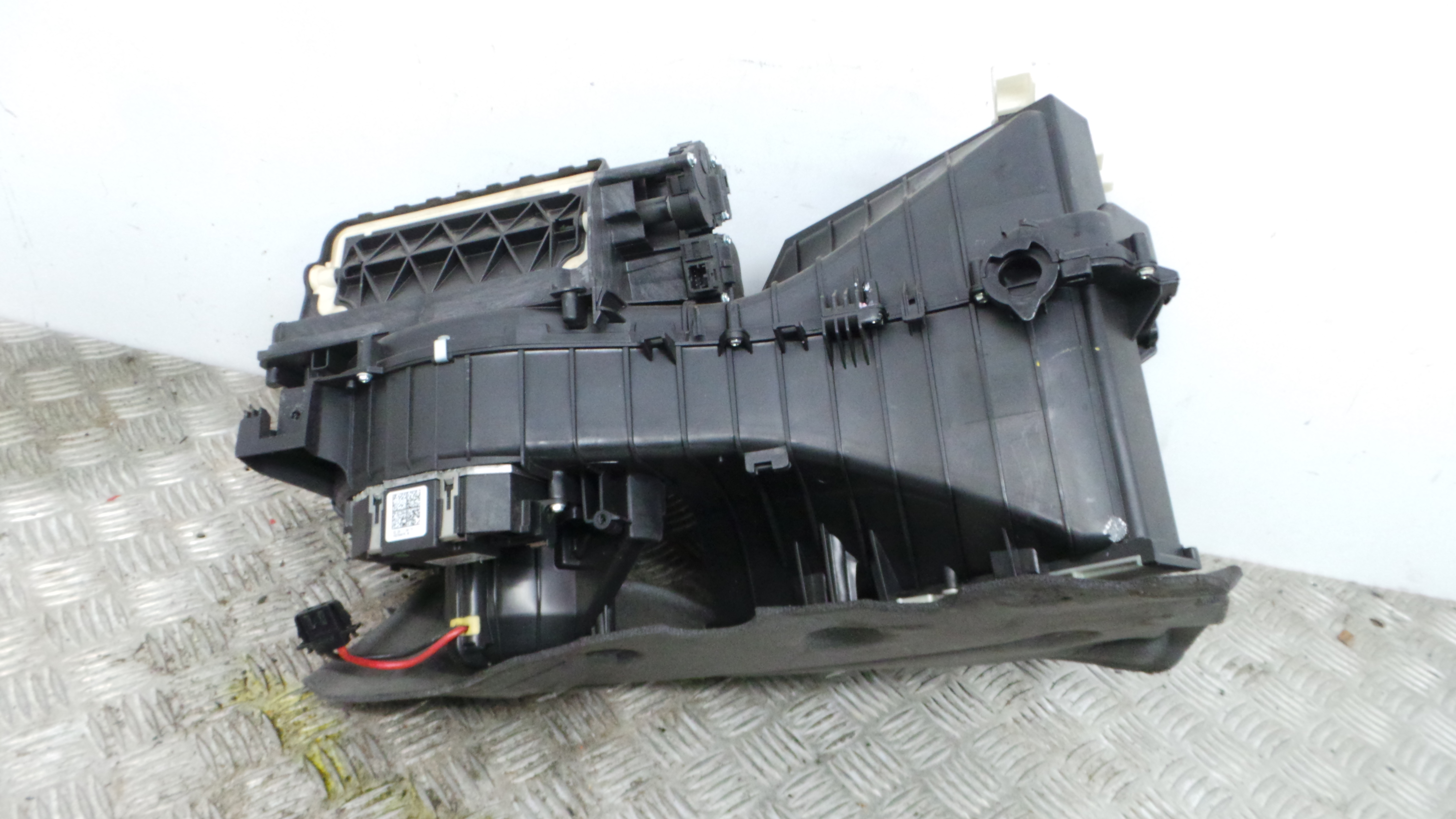 Caixa da Chauffage / Caixa da Sofagem 8K1820007F - AUDI A4 B8 (8K2)-36411130