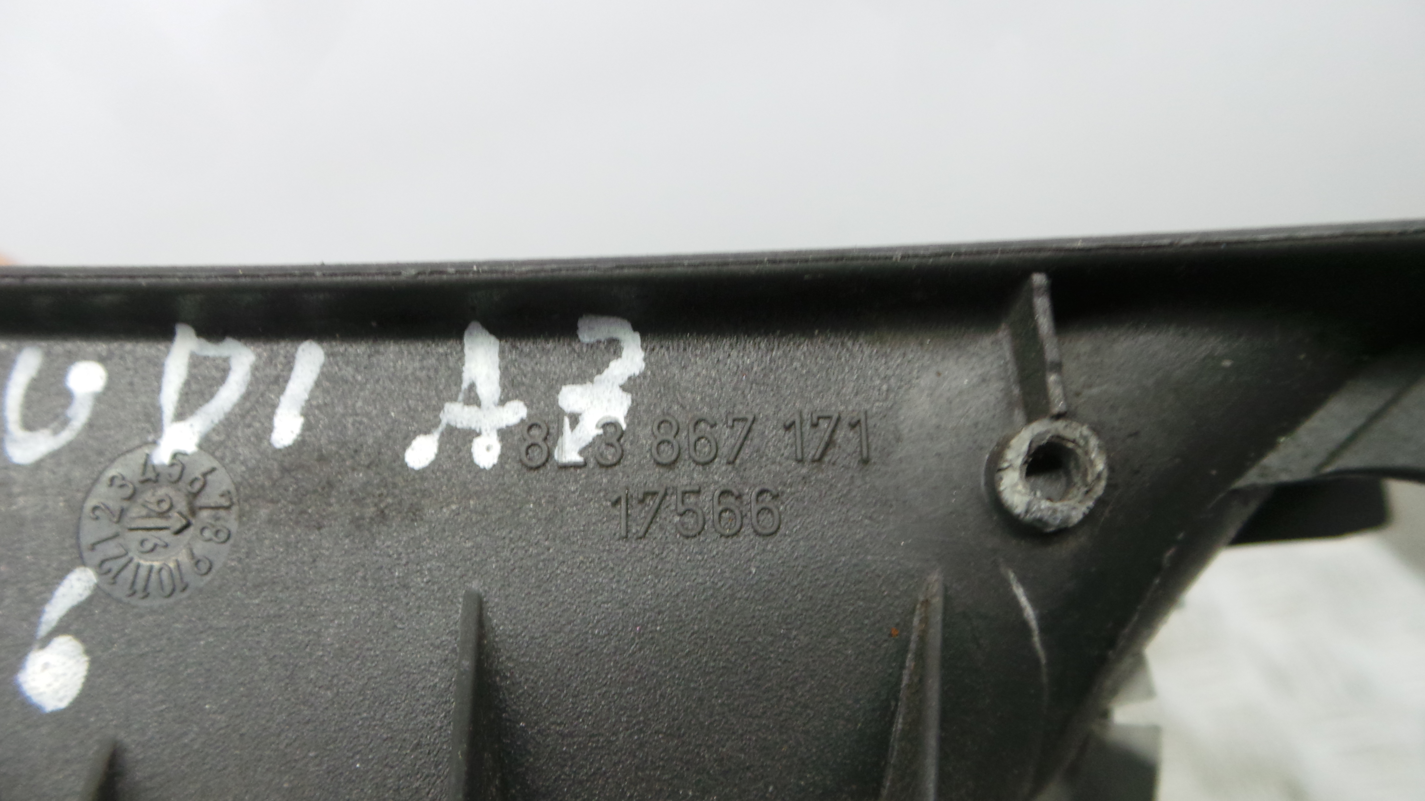 Interruptor / Comando Elevador Vidro Frente Esq  8L3867171 - AUDI A3 (8L1)-36413858