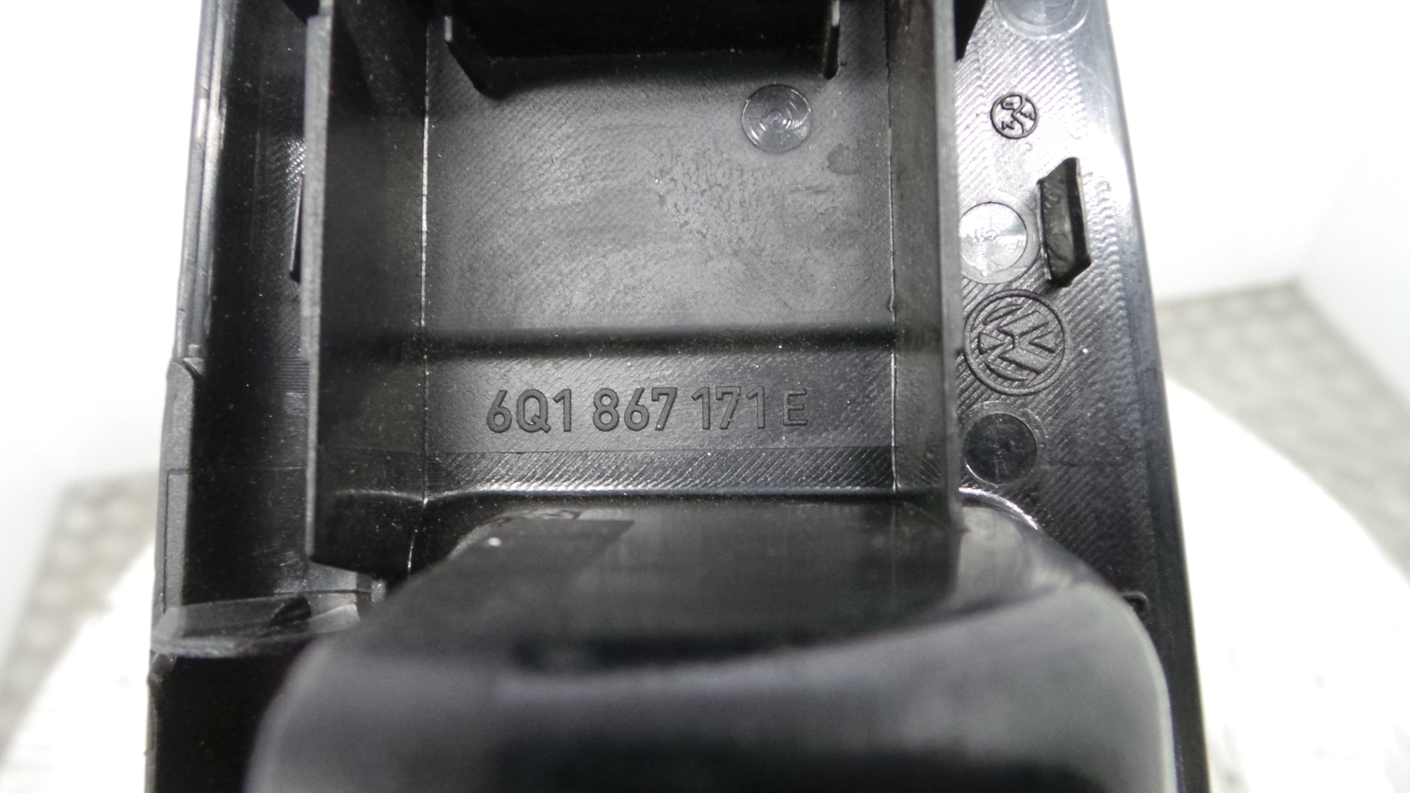 Interruptor / Comando Elevador Vidro Frente Esq 6Q1867171E - VW POLO (9N_, 9A_)-36413969