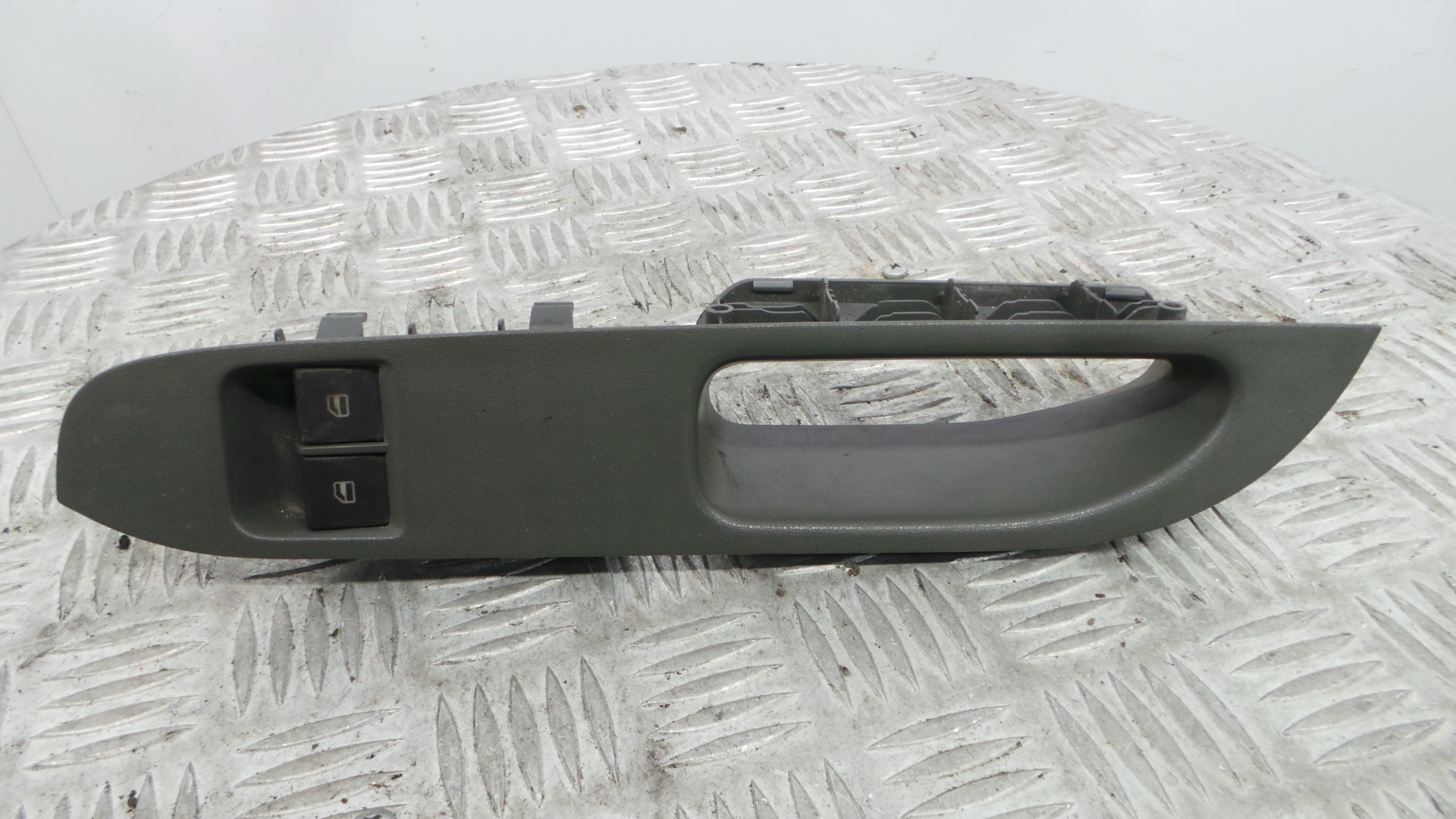 Interruptor / Comando Elevador Vidro Frente Esq  6L1867171F - SEAT IBIZA III (6L1), IBIZA Mk III (6L-36414011 Interruptor / Comando Elevador Vidro Frente Esq  6L1867171F - SEAT IBIZA III (6L1), IBIZA Mk III (6L-36414011