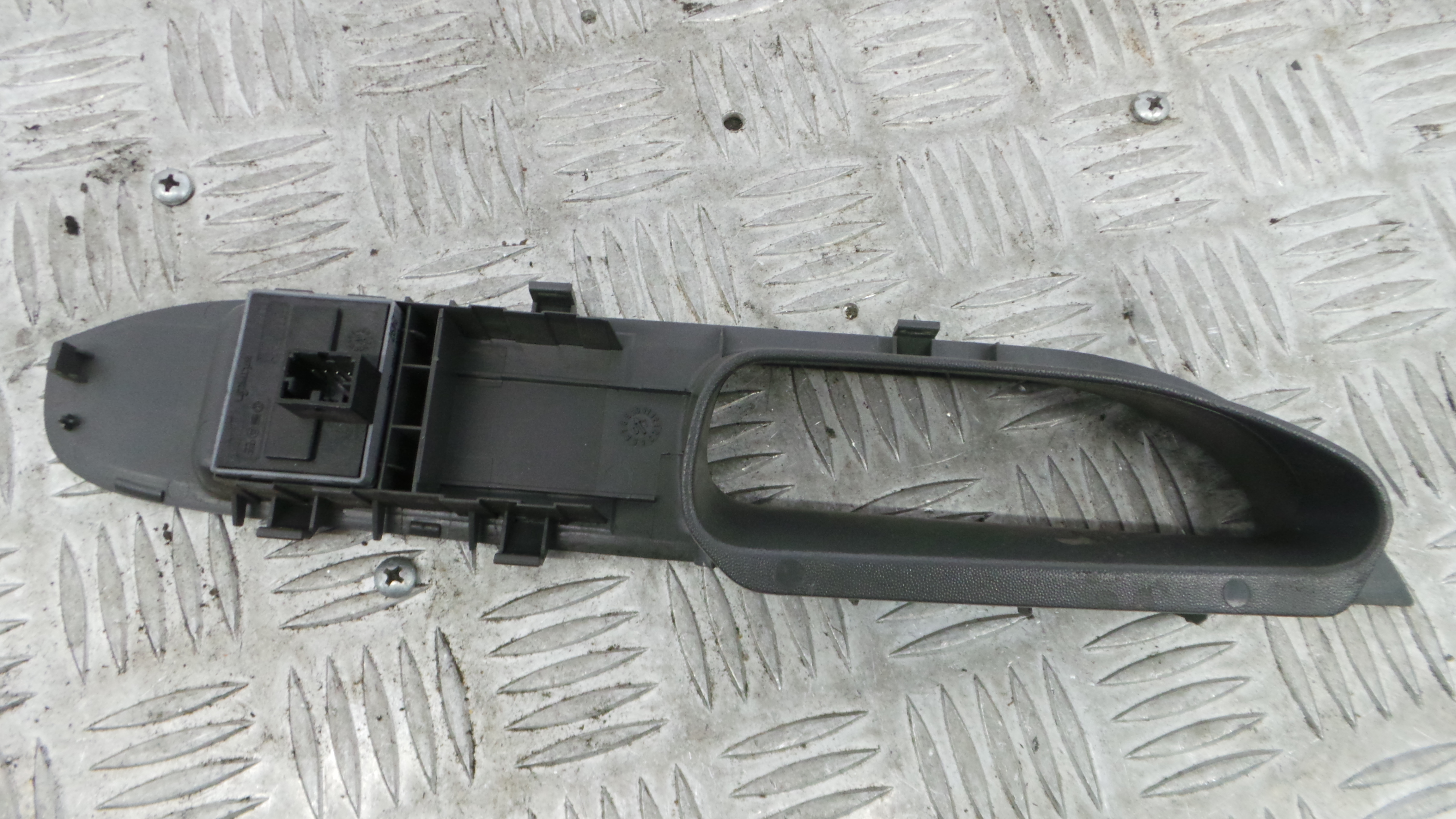 Interruptor / Comando Elevador Vidro Frente Esq 6L1867171F - SEAT IBIZA III (6L1), IBIZA Mk III (6L-36414011