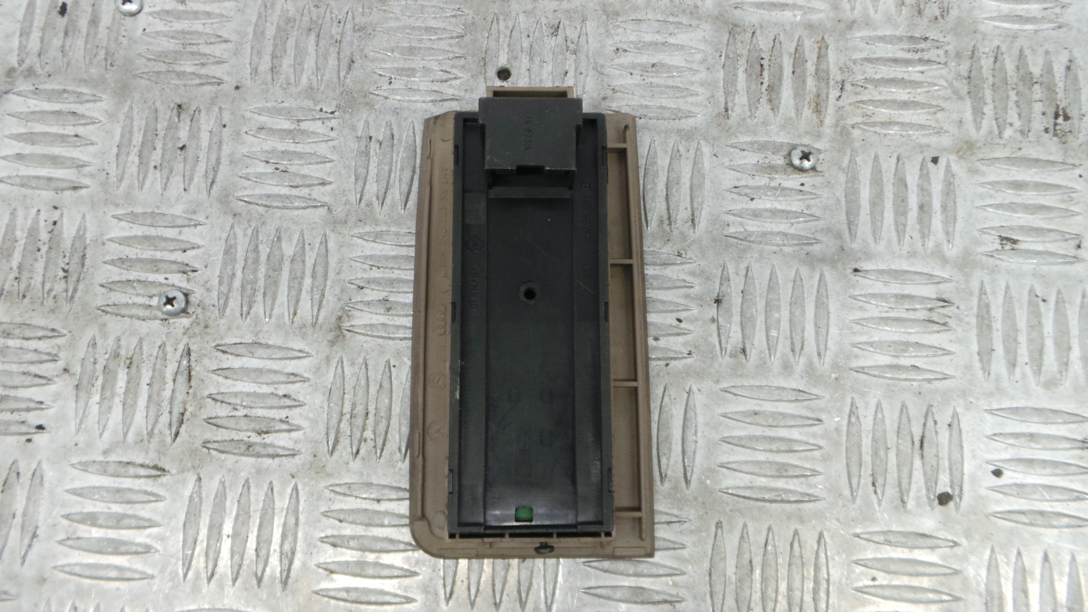 Interruptor / Comando Elevador Vidro Frente Esq  4B1959521 - AUDI A6 C5 (4B2)-36414146
