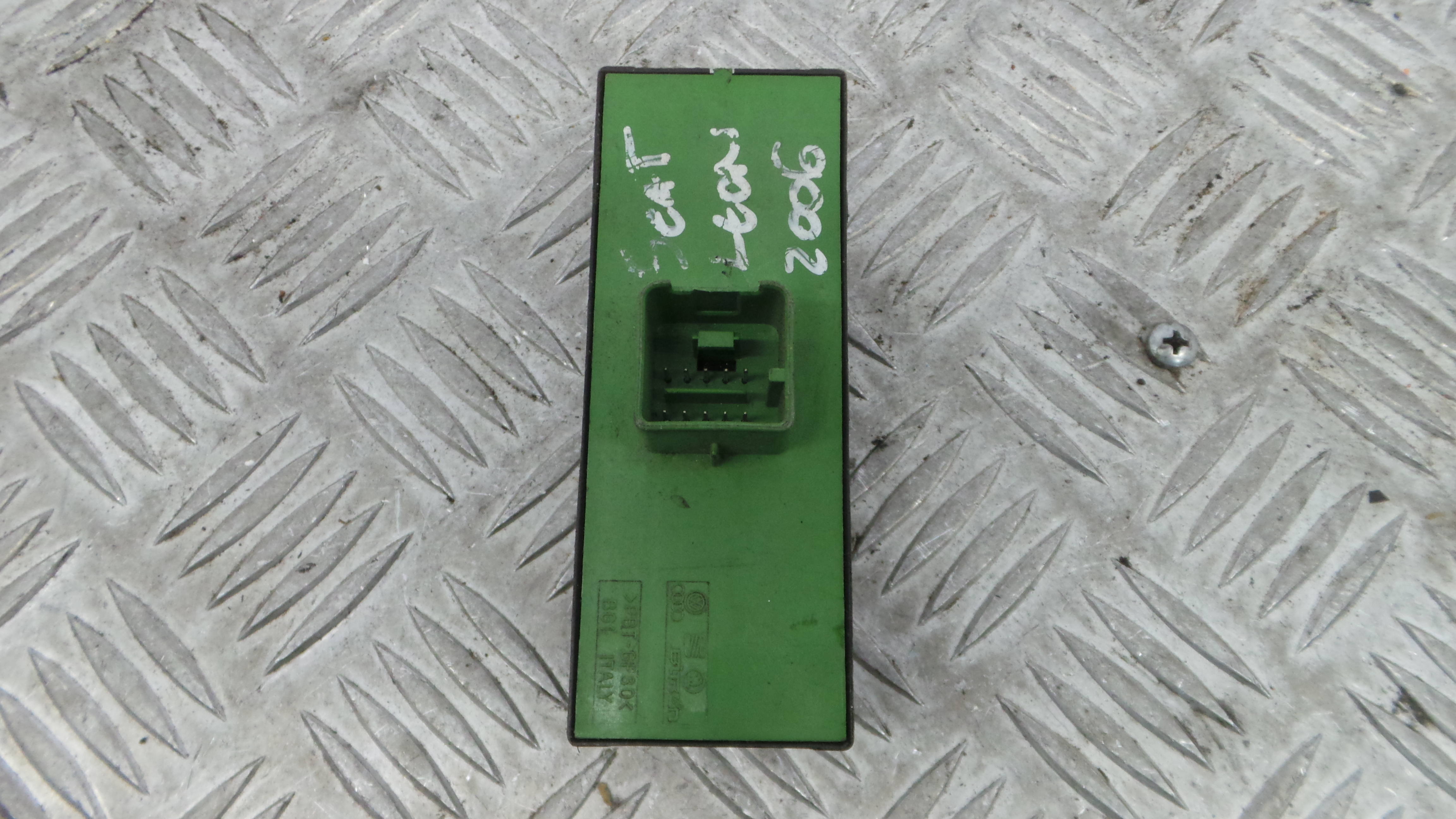 Interruptor / Comando Elevador Vidro Frente Esq 1P0959857 - SEAT LEON (1P1)-36414196