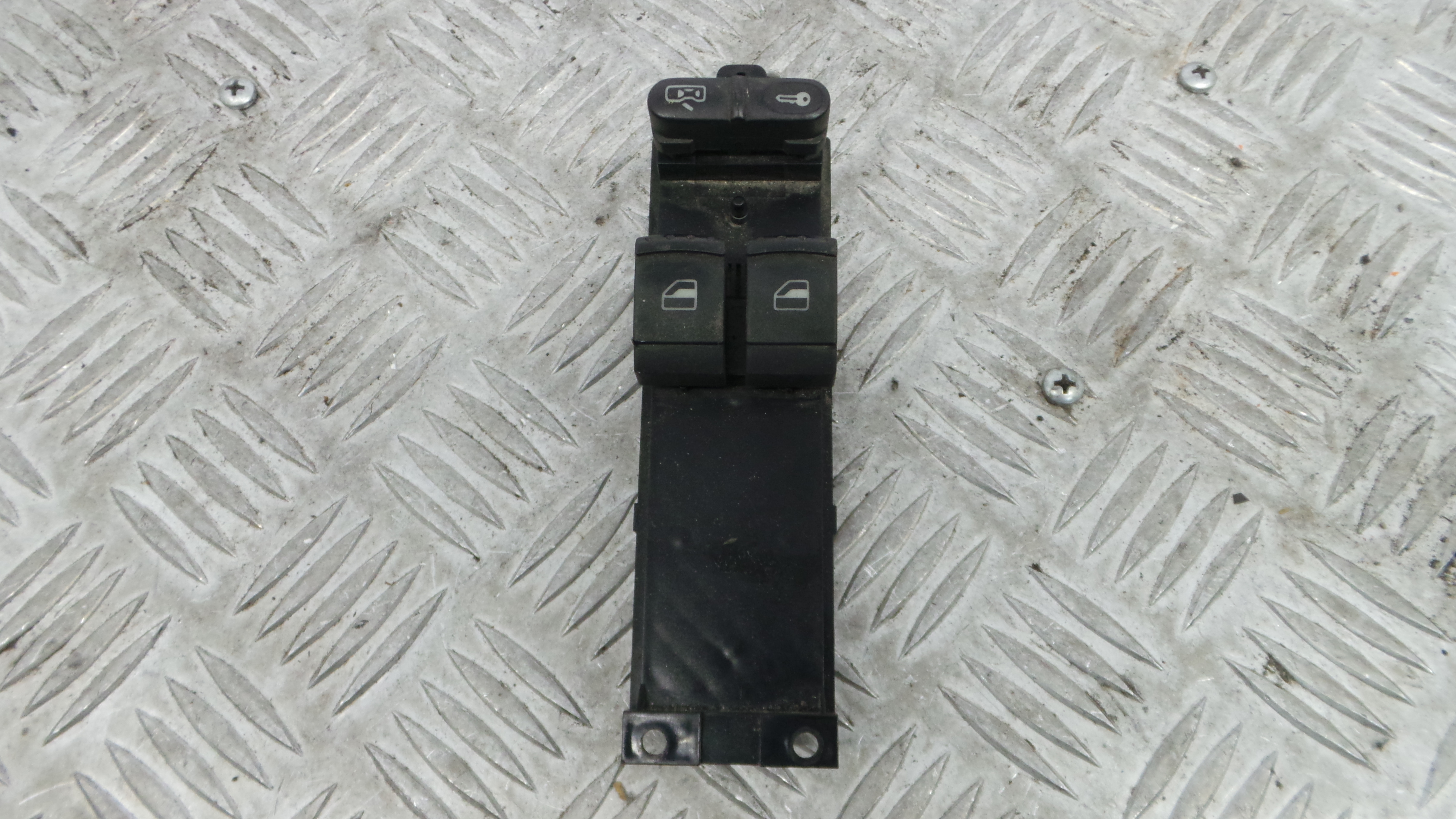Interruptor / Comando Elevador Vidro Frente Esq  1J3959857B - VW GOLF IV (1J1), GOLF Mk IV (1J1)-36414202 Interruptor / Comando Elevador Vidro Frente Esq  1J3959857B - VW GOLF IV (1J1), GOLF Mk IV (1J1)-36414202
