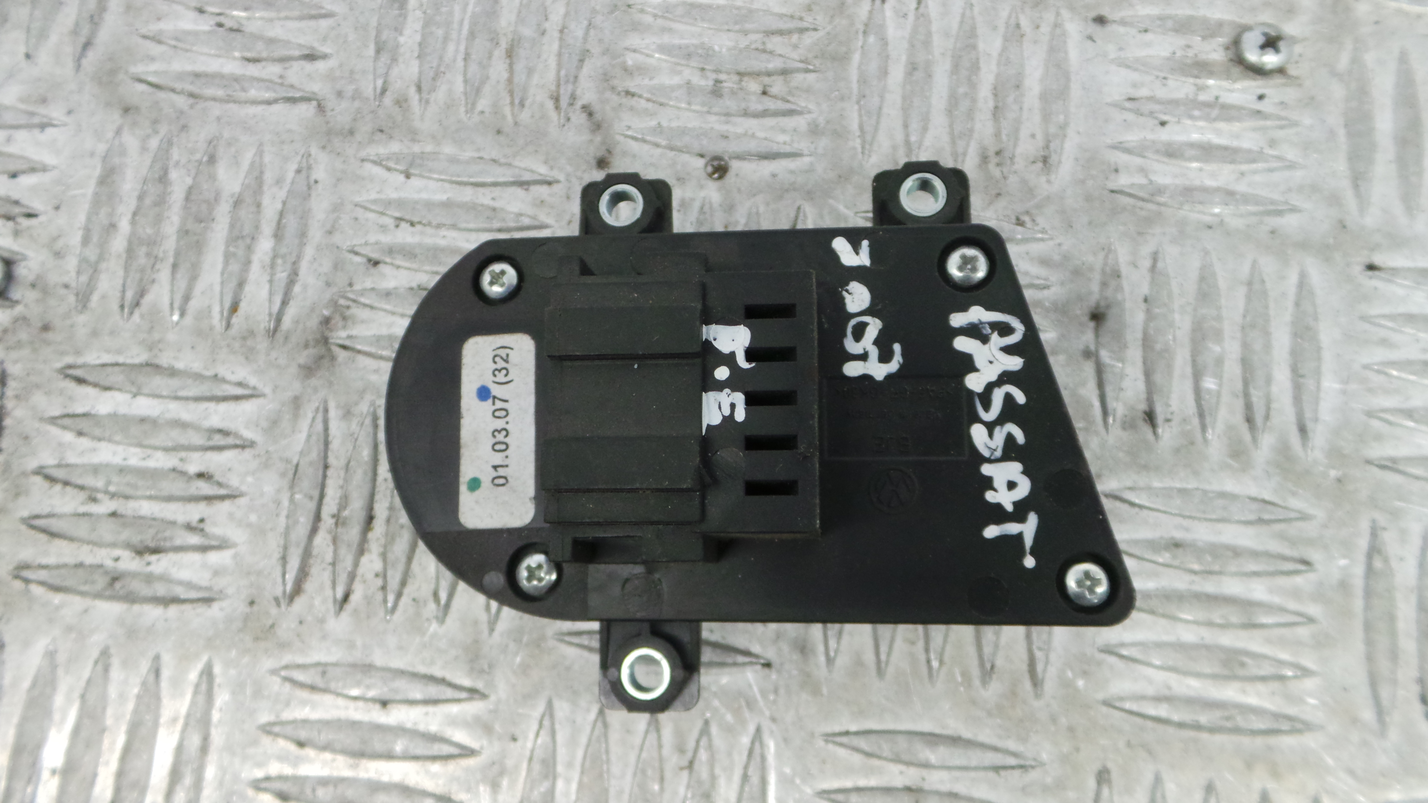 Regulação Do Assento 3C0959777 - VW PASSAT B6 (3C2)-36414227