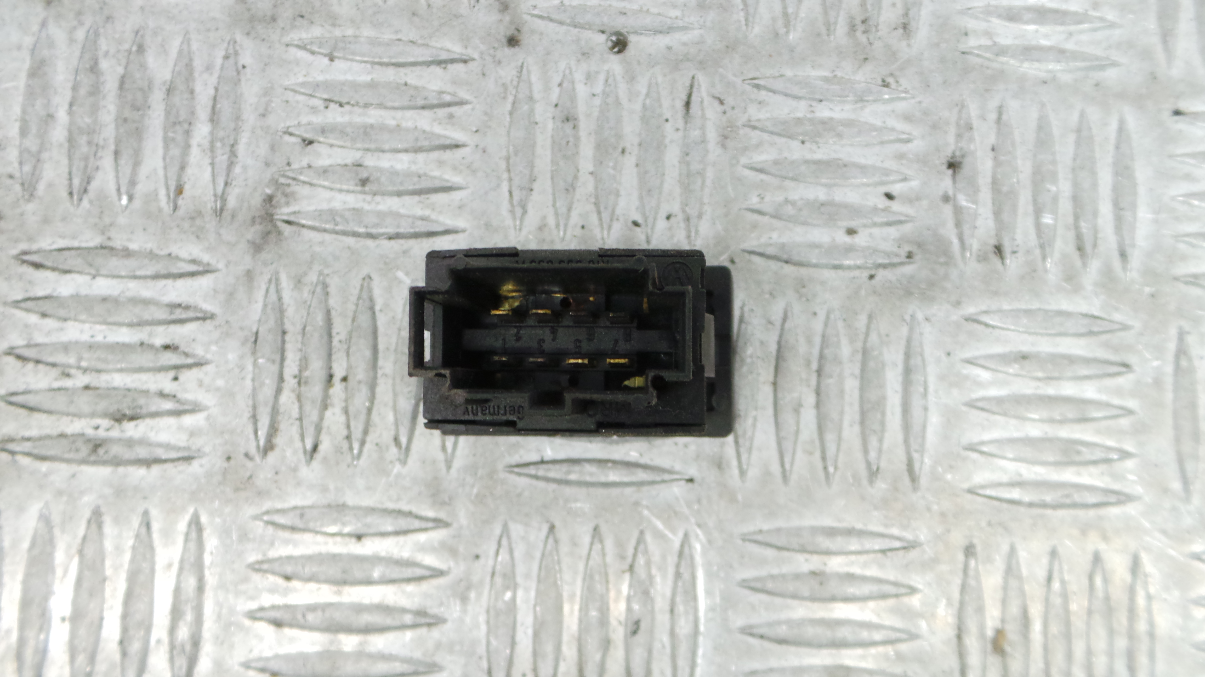 Interruptor / Comando Elevador Vidro Frente Esq 1H0959855A - VW GOLF III (1H1), GOLF Mk III (1H1)-36414287