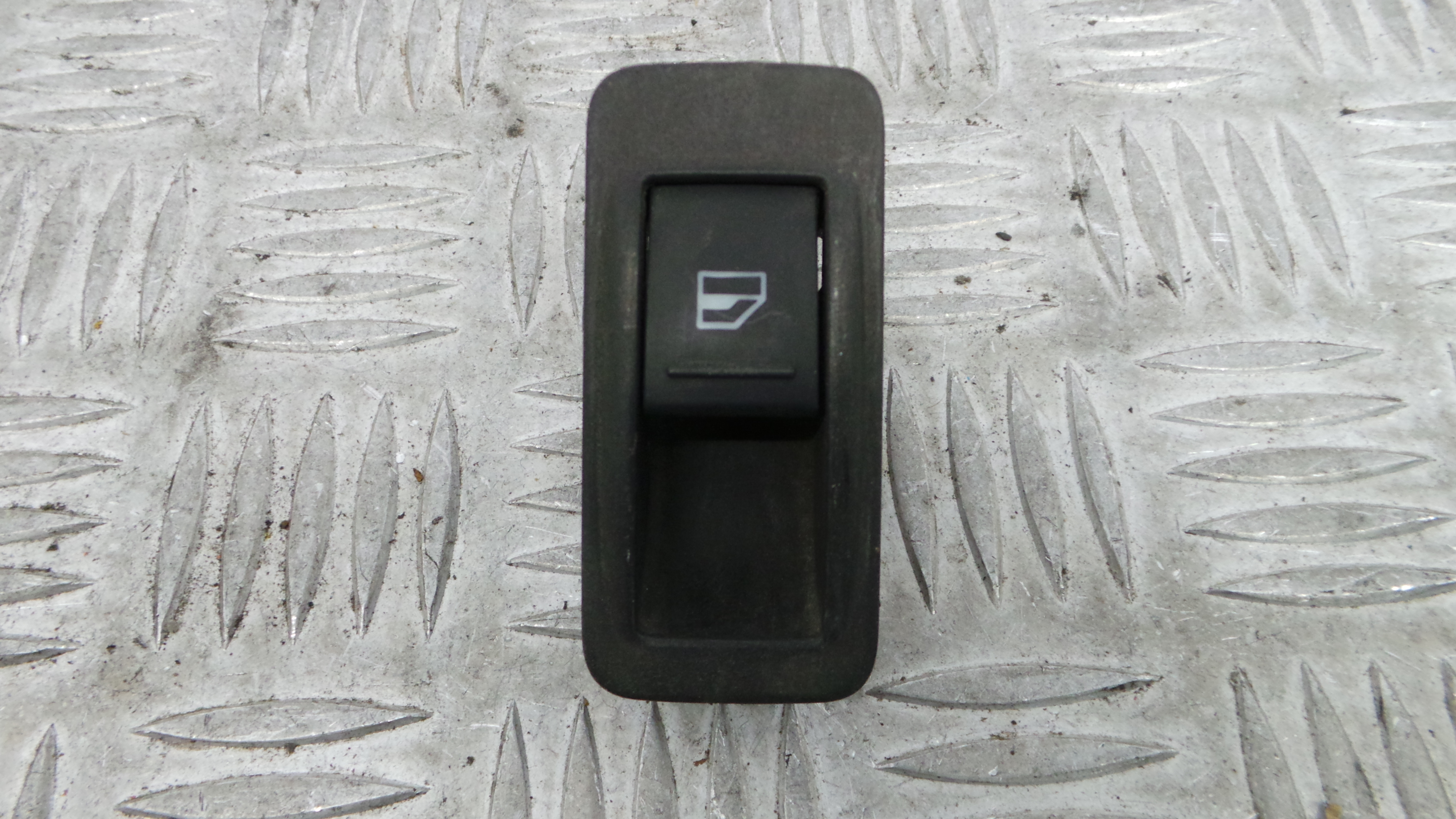 Interruptor / Comando Elevador Vidro Frente Dto  7H5959539 - VW TRANSPORTER Mk V Caixa (7HA, 7HH, 7E-36414298