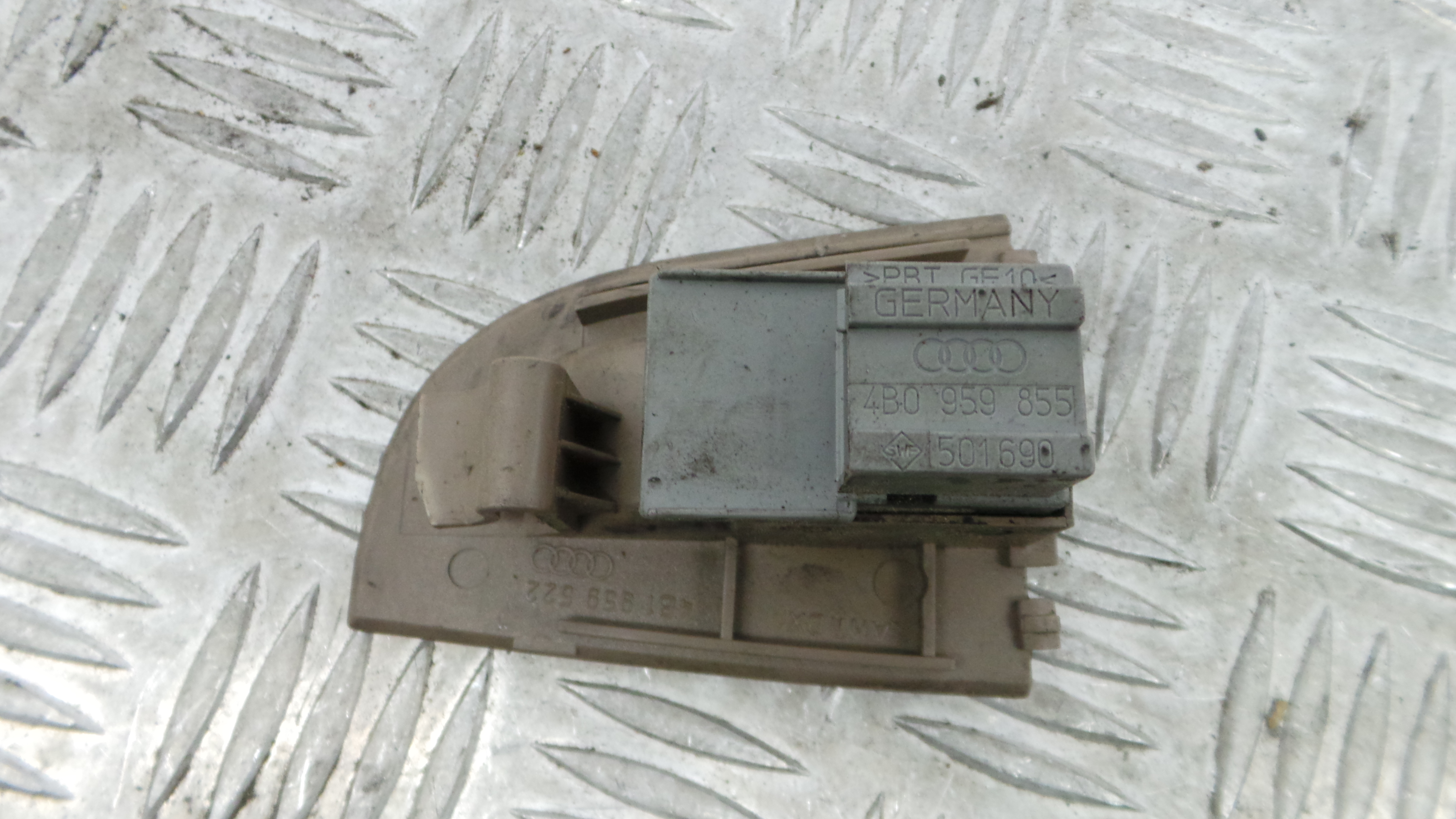 Interruptor / Comando Elevador Vidro Frente Dto  4B1959522 - AUDI A6 C5 (4B2)-36414326