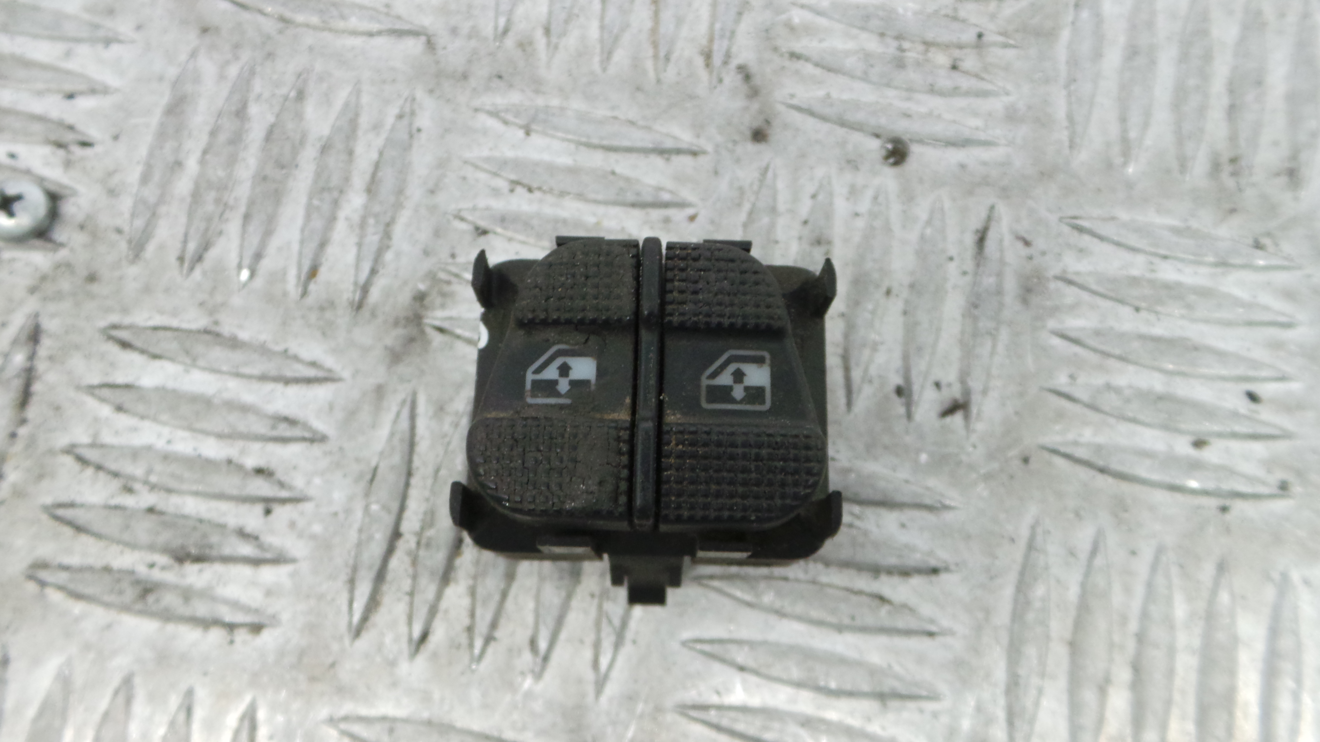 Interruptor / Comando Elevador Vidro Frente Esq  1H0959855 - VW GOLF III (1H1), GOLF Mk III (1H1)-36414338
