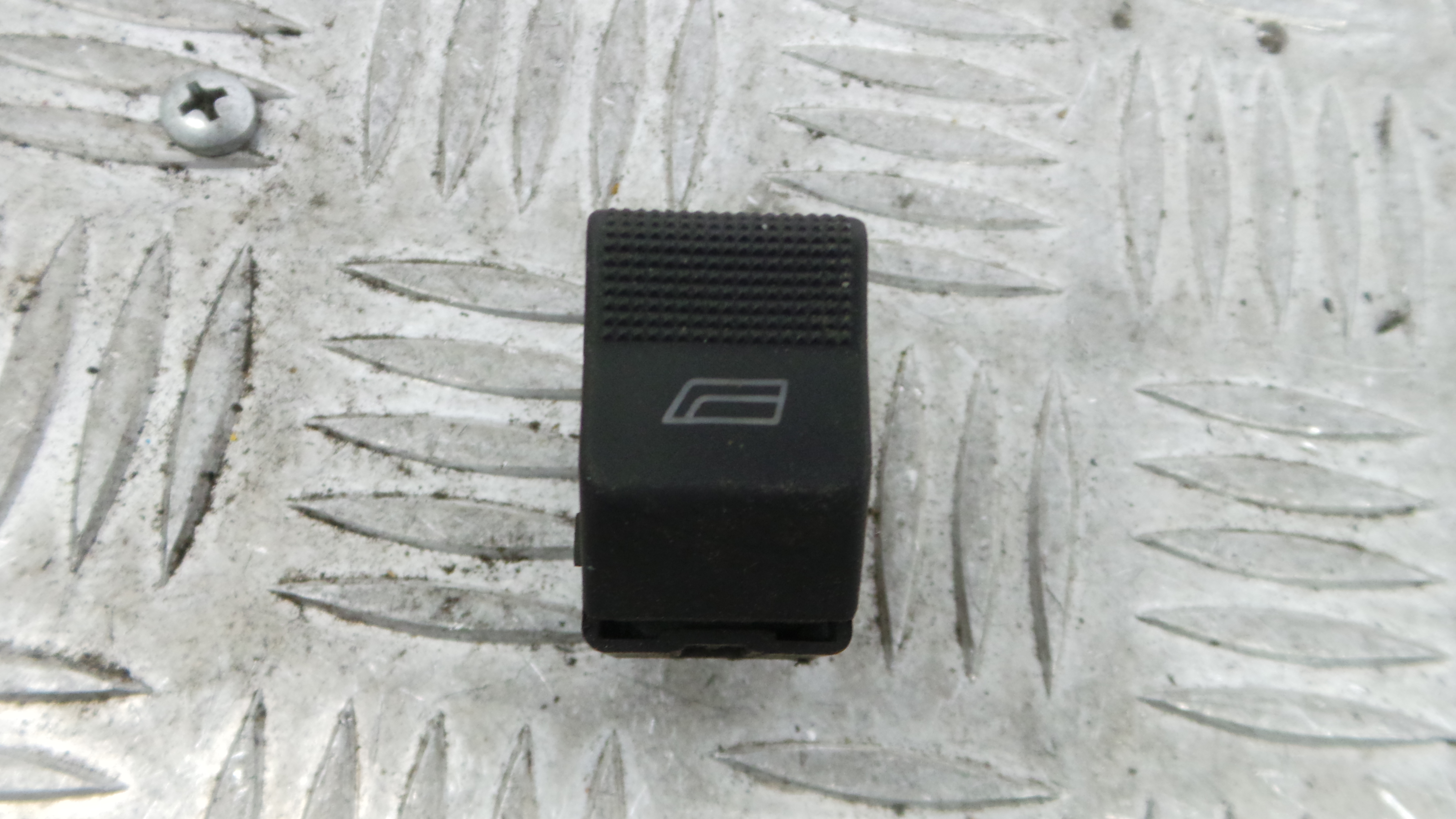 Interruptor / Comando Elevador Vidro Trás Esq 4D0959855 - AUDI A4 B5 (8D2)-36414362