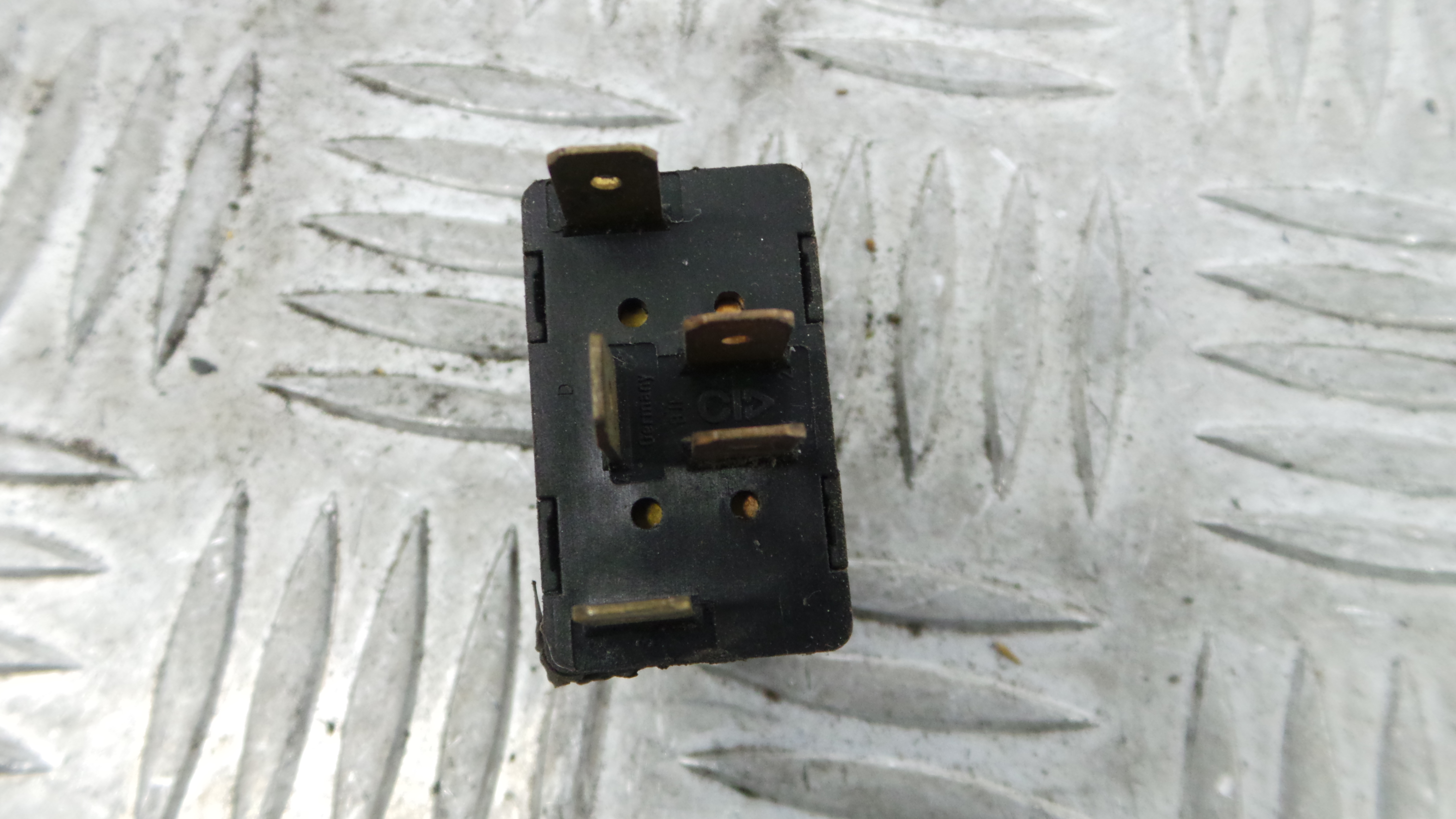 Interruptor / Comando Elevador Vidro Trás Dto 4D0959855 - AUDI A4 B5 (8D2)-36414367