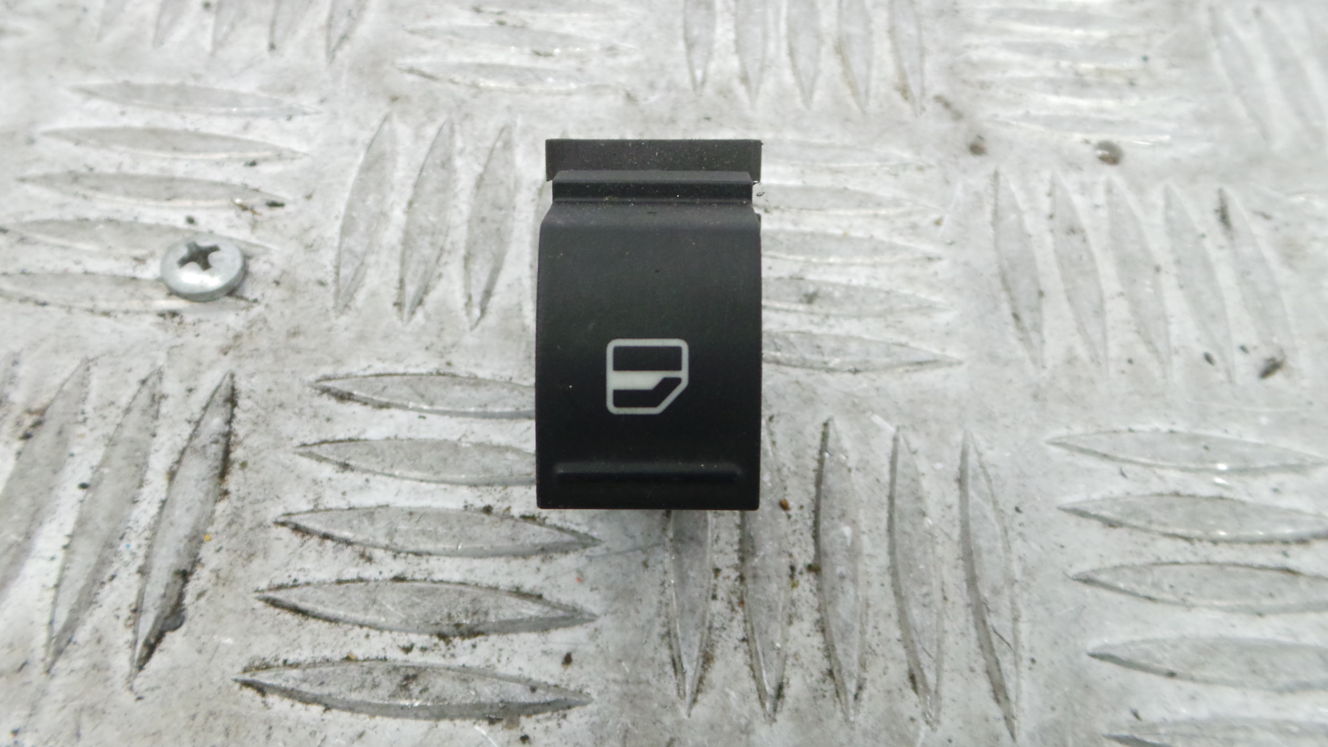 Interruptor / Comando Elevador Vidro Frente Dto 7L6959855B - SEAT IBIZA IV (6J5, 6P1), IBIZA Mk IV -36414380 Interruptor / Comando Elevador Vidro Frente Dto 7L6959855B - SEAT IBIZA IV (6J5, 6P1), IBIZA Mk IV -36414380