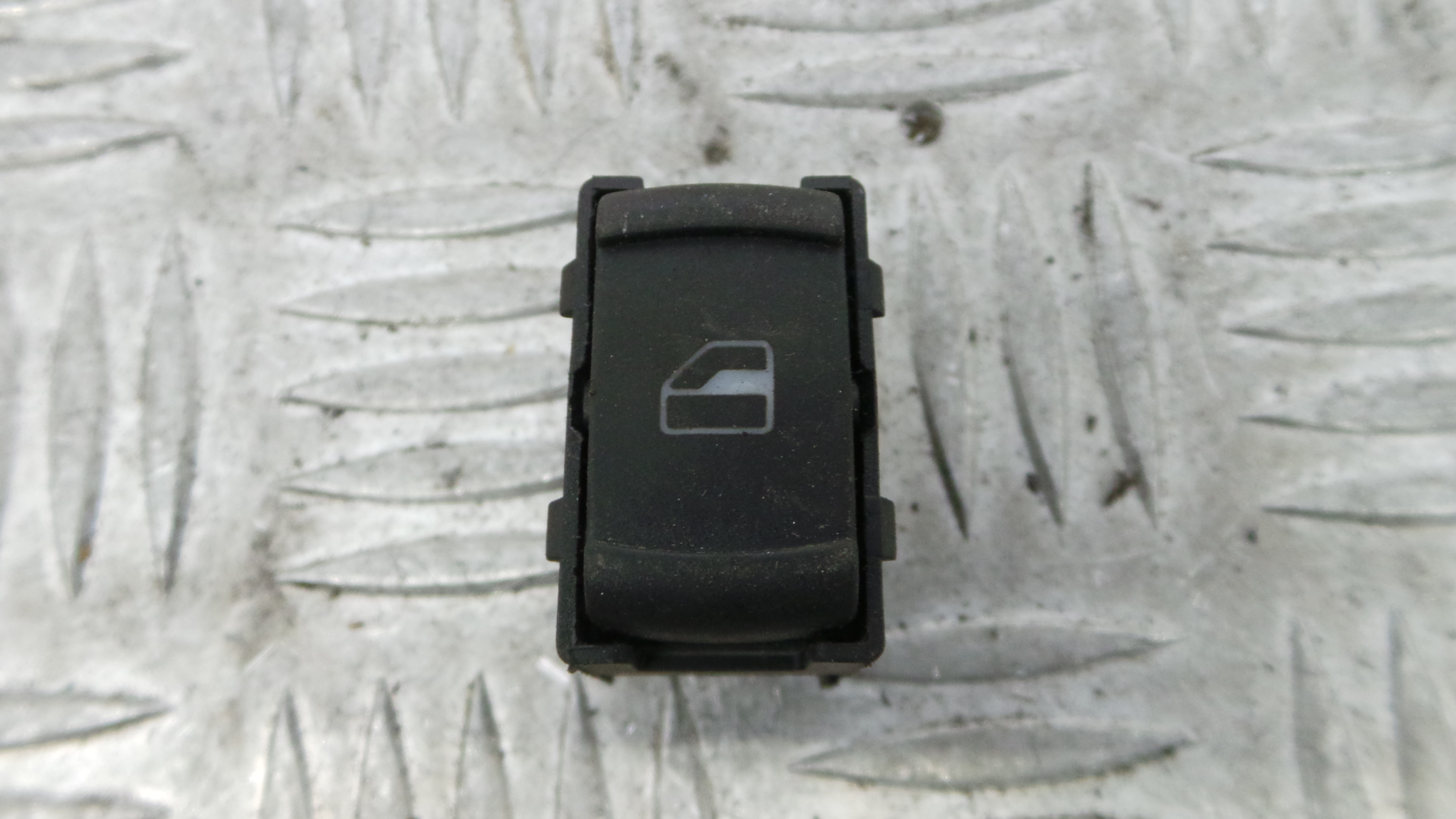 Interruptor / Comando Elevador Vidro Frente Dto  3B0959855B - VW BORA I (1J2)-36414396