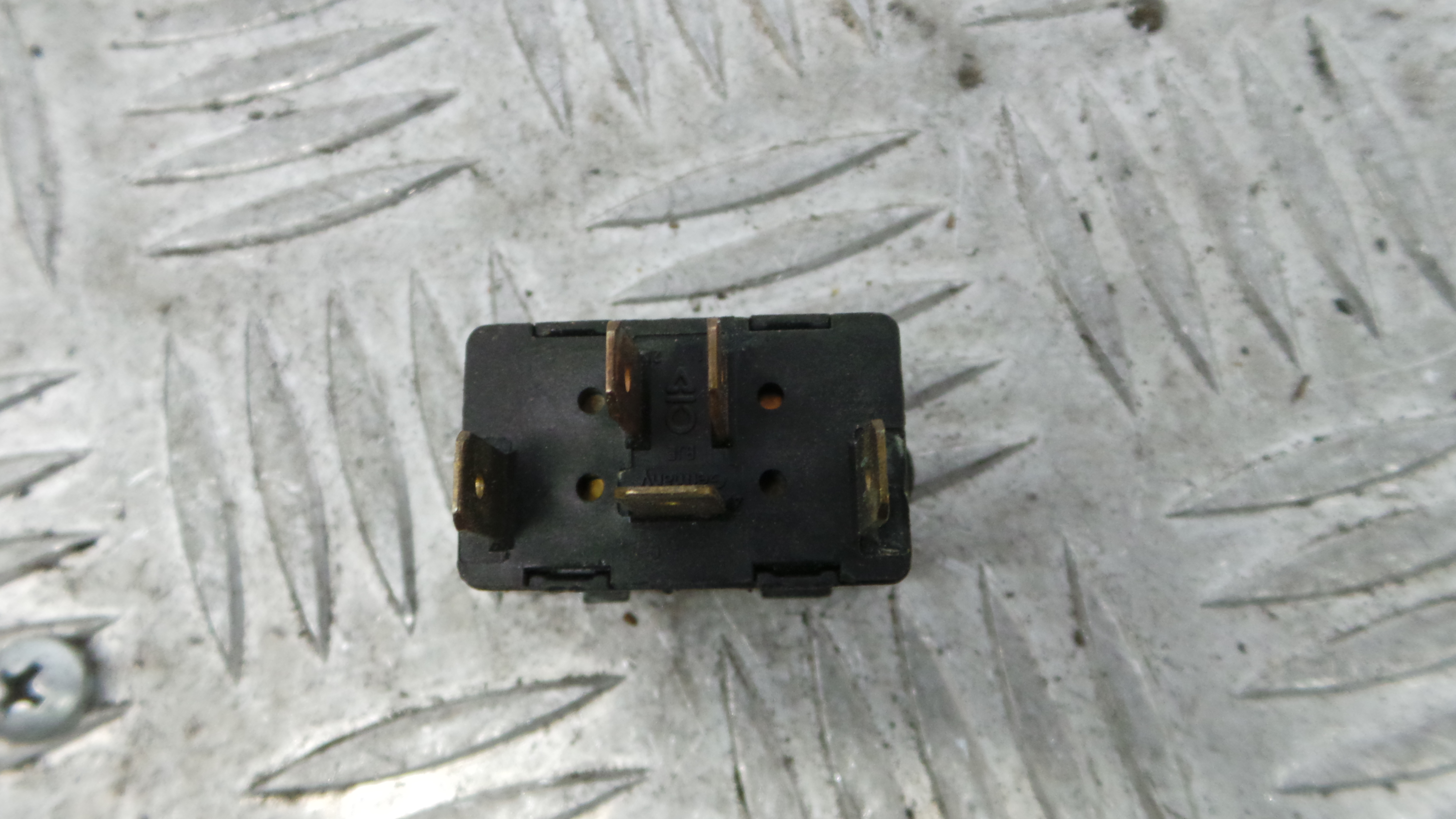 	Interruptor / Comando Fecho Central 6H0962125A - SEAT IBIZA II (6K1), IBIZA Mk II (6K1)-36418313