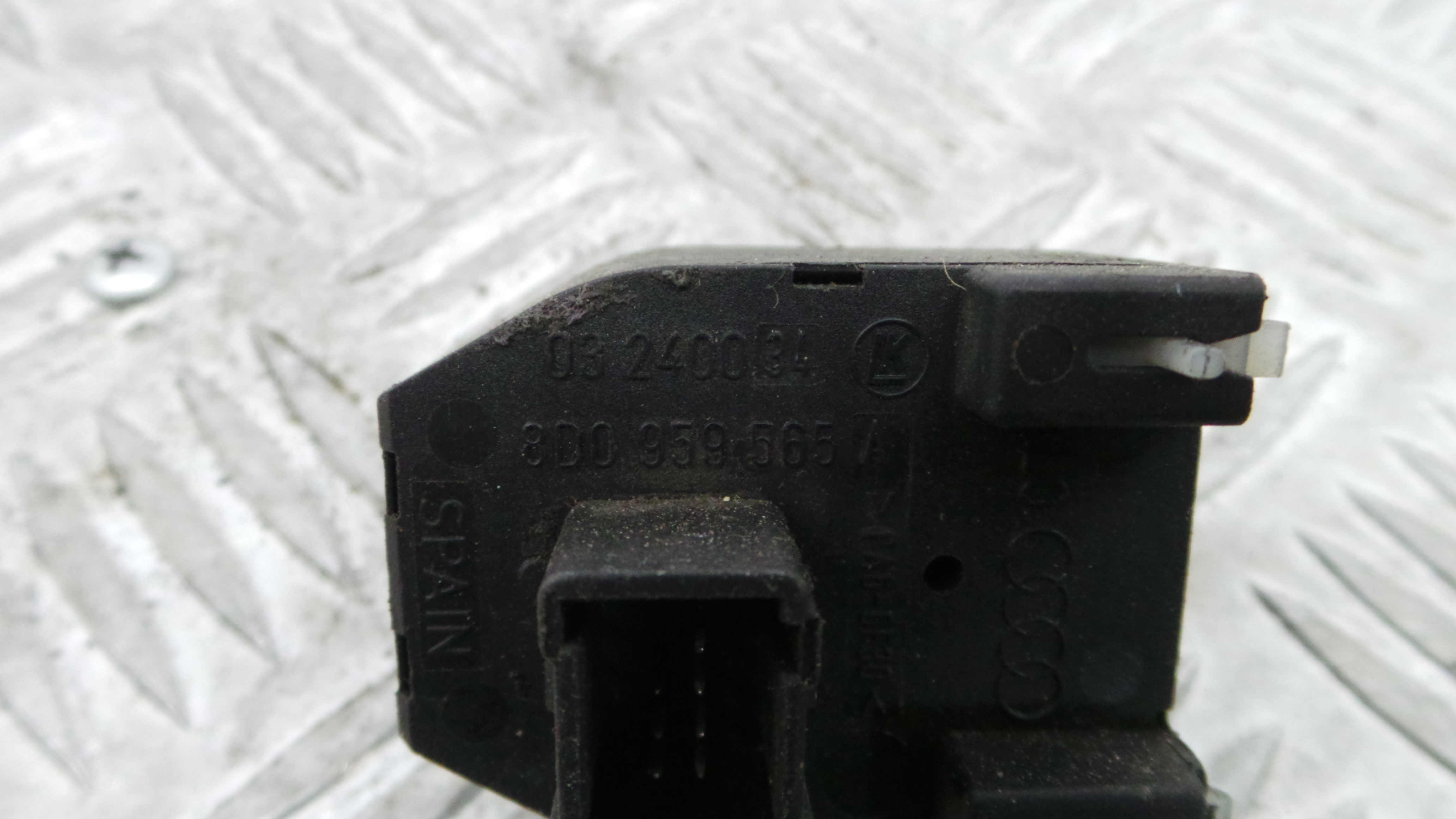 Comando Retrovisores 8D0959565A - AUDI A4 B5 (8D2)-36418350