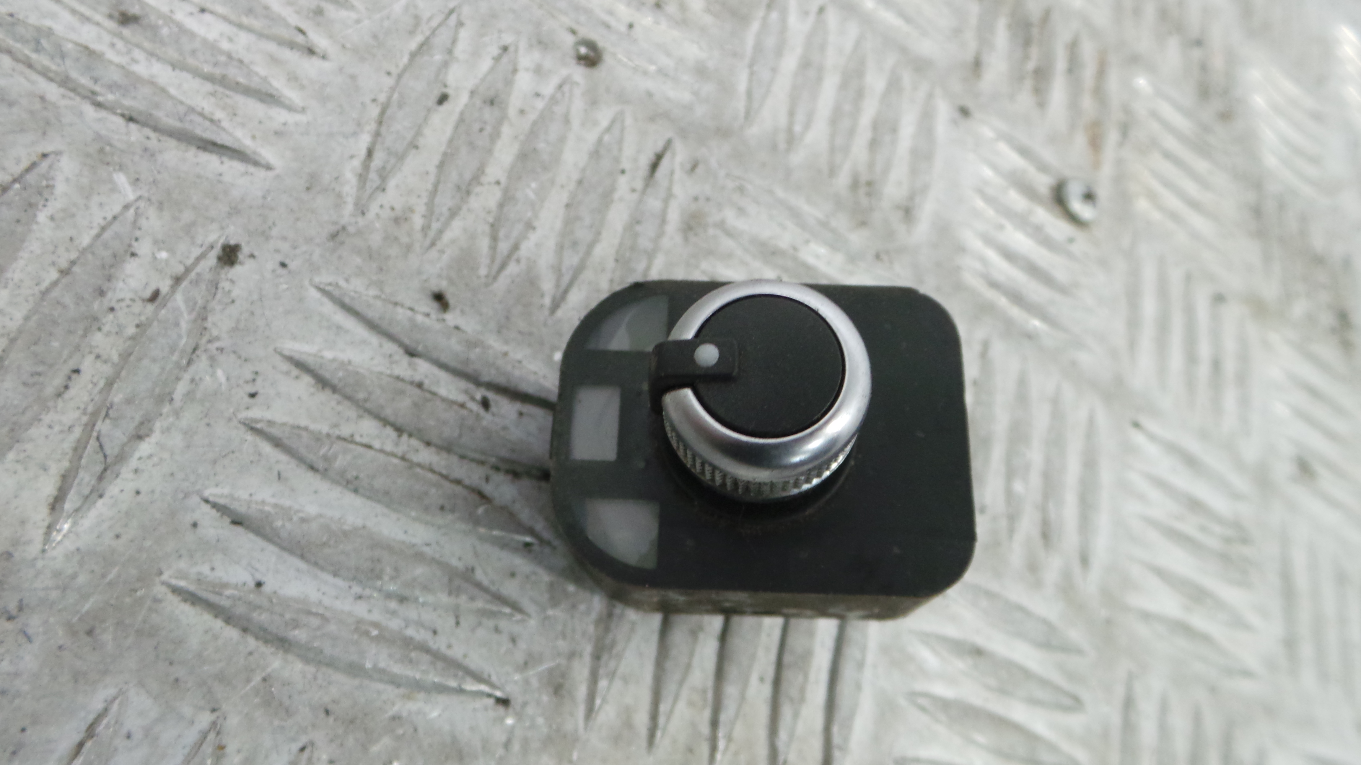 Comando Retrovisores 8V0959565C - AUDI A3 (8P1)-36418371 Comando Retrovisores 8V0959565C - AUDI A3 (8P1)-36418371