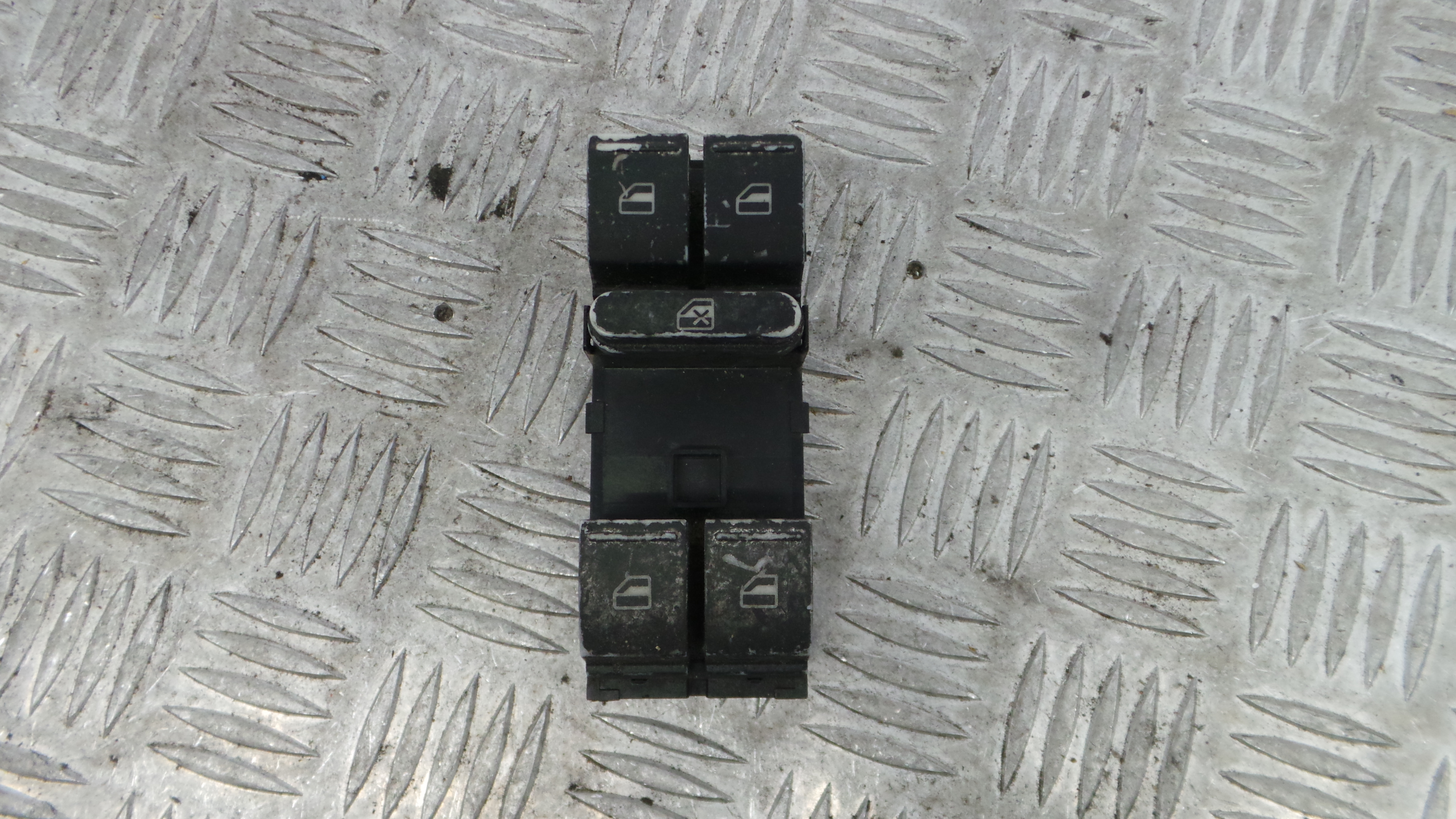 Interruptor / Comando Elevador Vidro Frente Esq  1K4959857 - VW GOLF V (1K1)-36418477