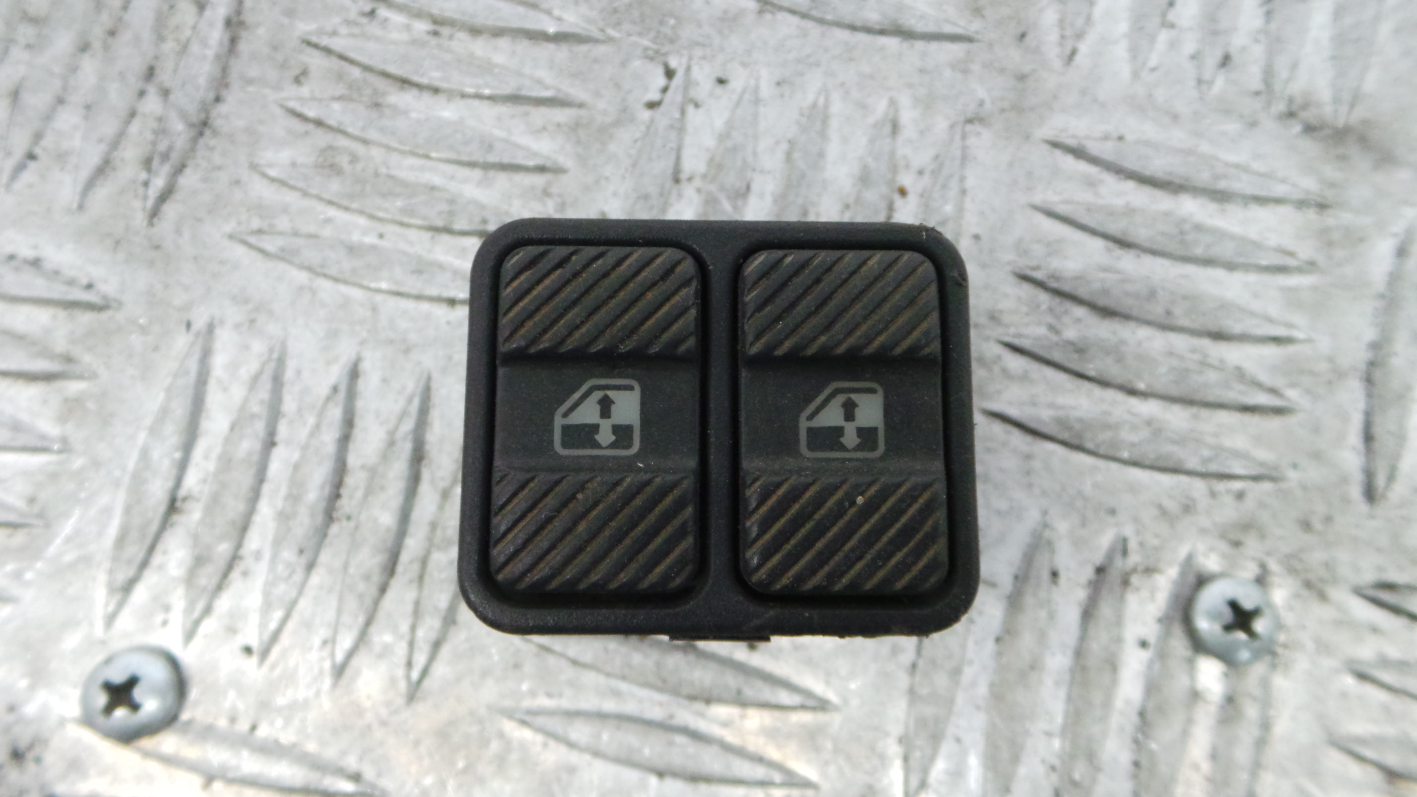 Interruptor / Comando Elevador Vidro Frente Esq  535959855D - VW GOLF III (1H1), GOLF Mk III (1H1)-36418480