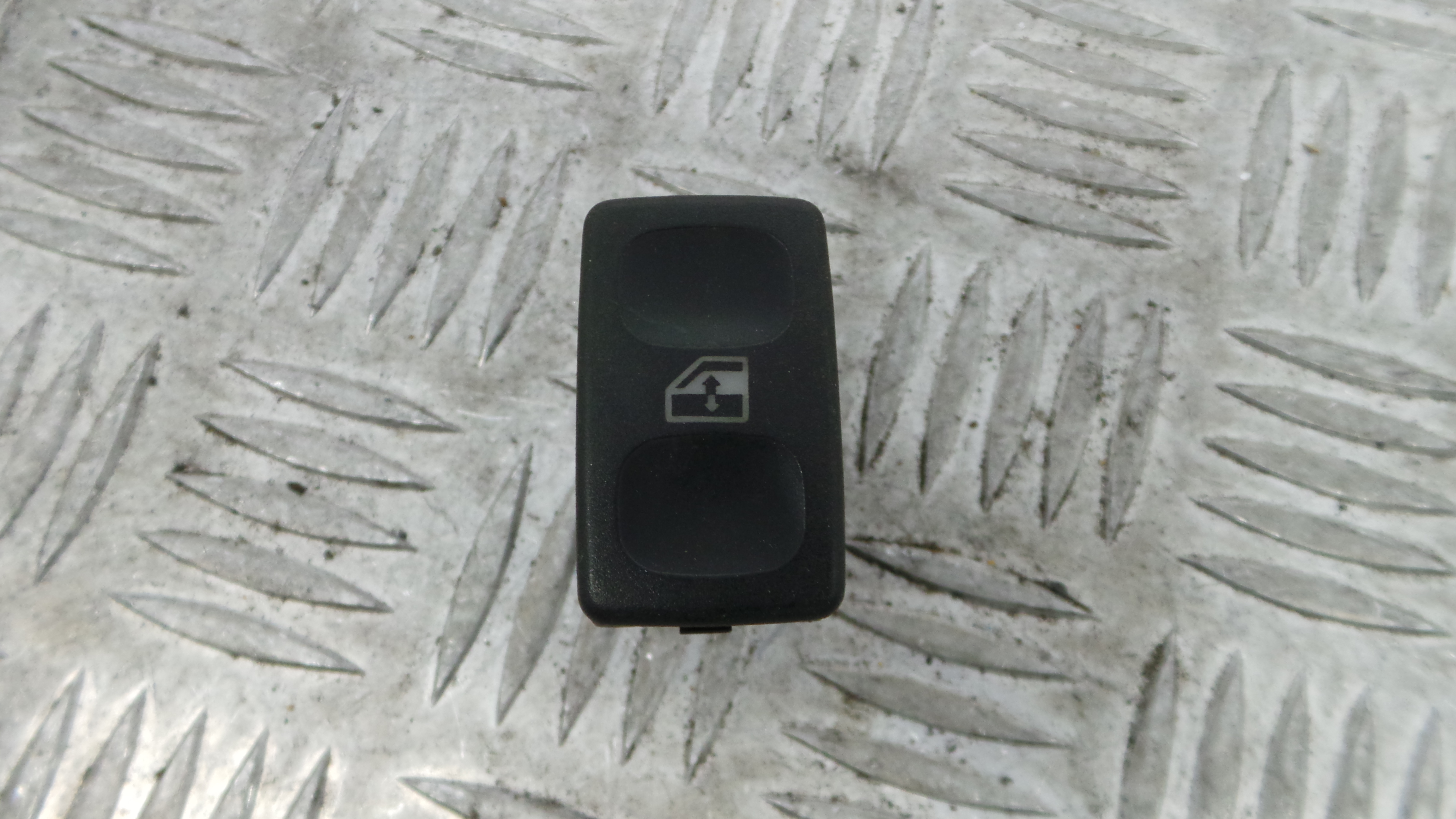 Interruptor / Comando Elevador Vidro Frente Dto  6K0959855A - SEAT IBIZA II (6K1), IBIZA Mk II (6K1)-36418501