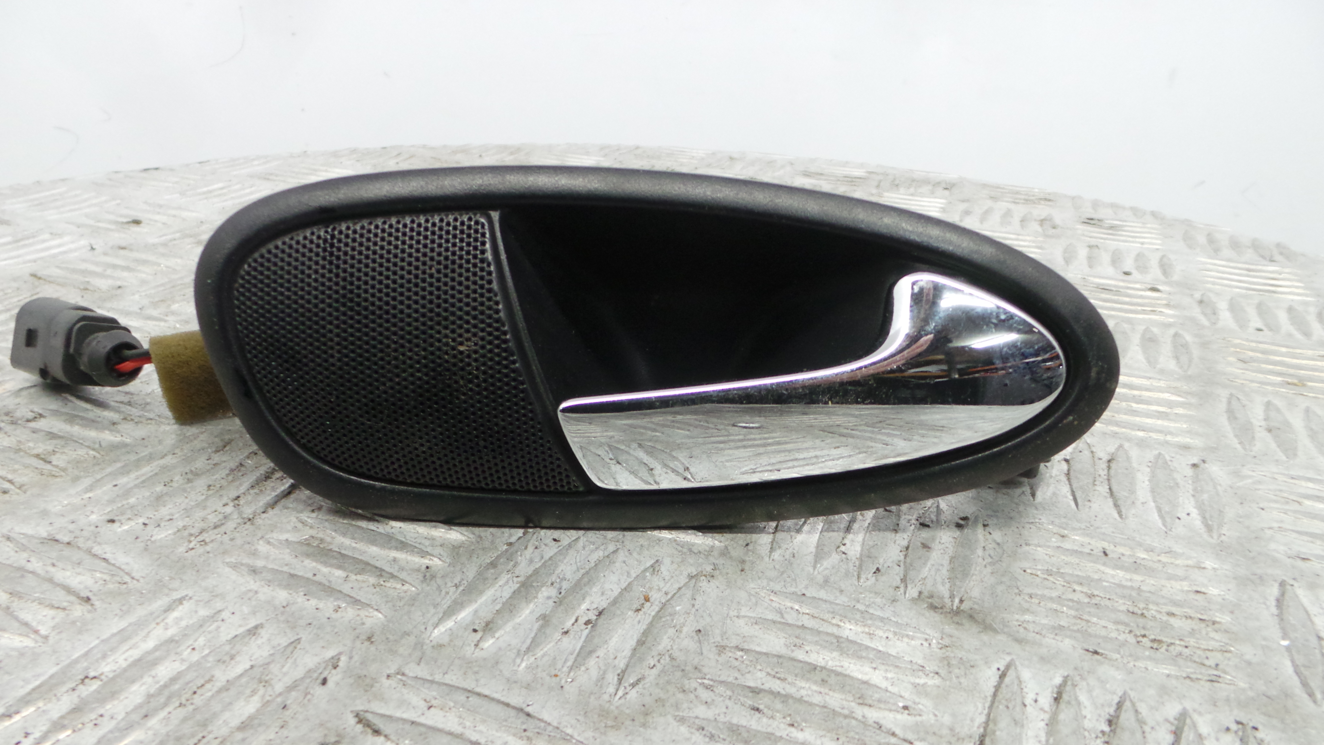 Puxador Interior Frente Direita 5P0837114 - SEAT LEON (1P1)-36418517