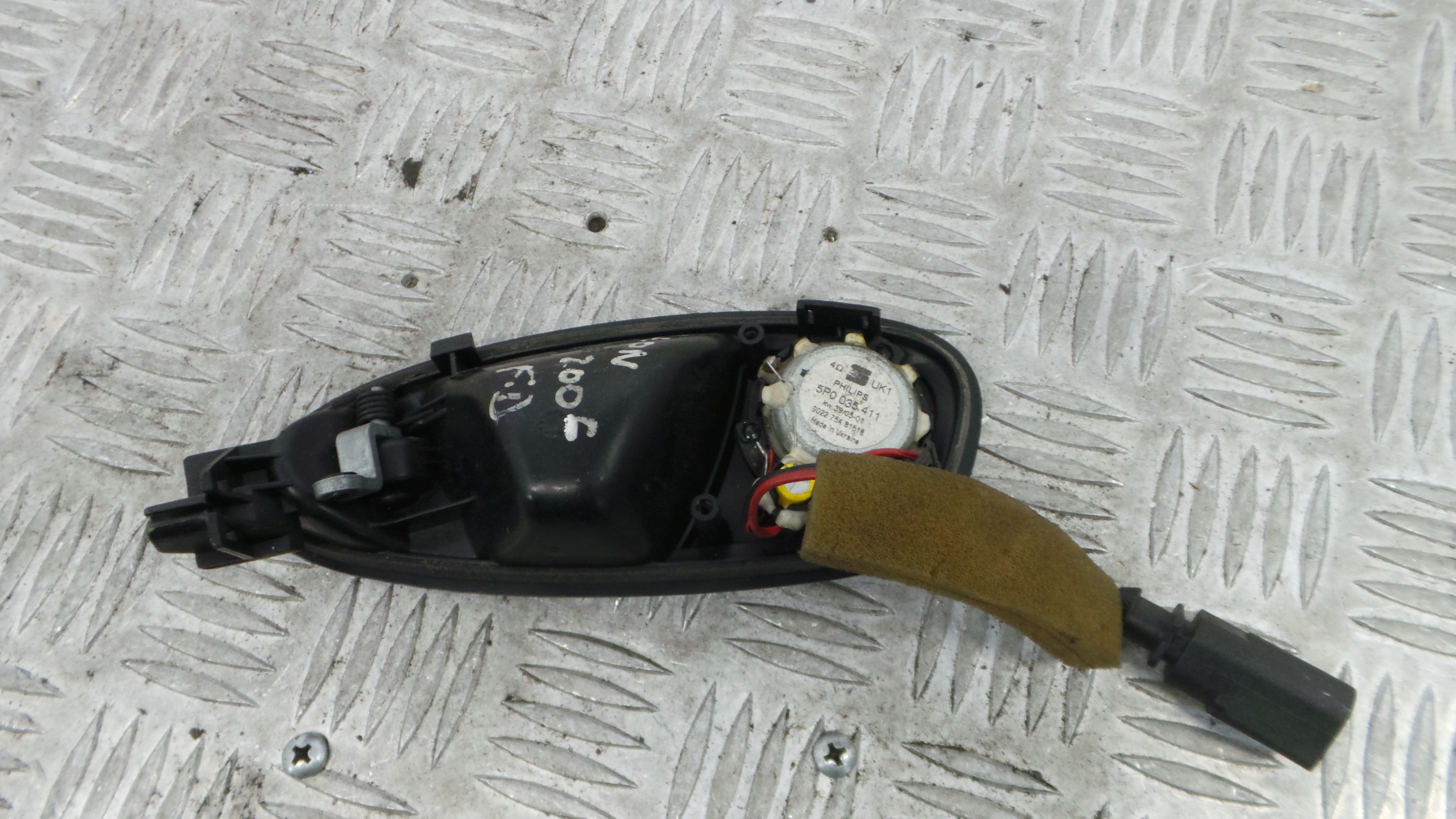 Puxador Interior Frente Direita 5P0837114 - SEAT LEON (1P1)-36418517