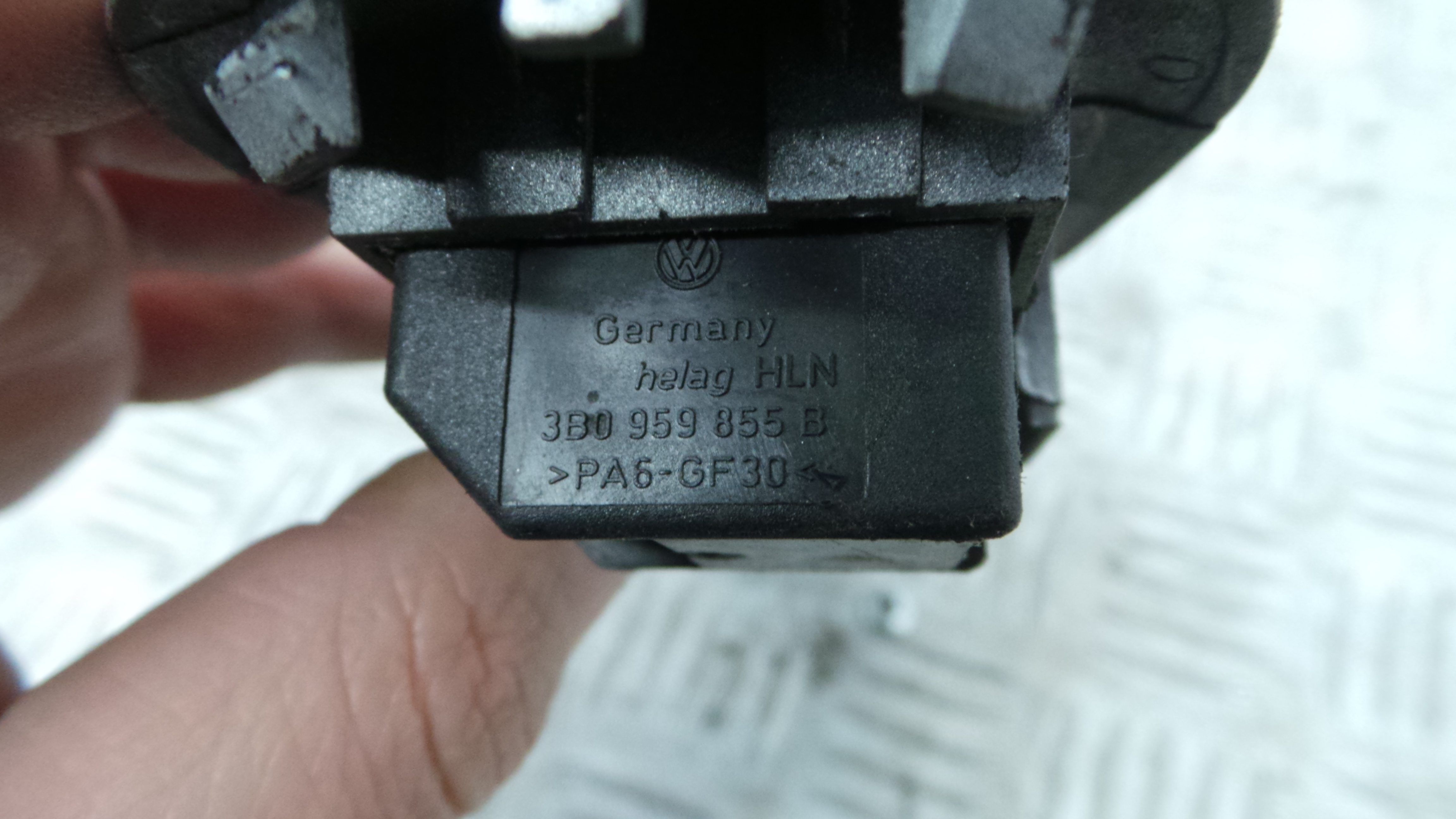 Puxador Interior Frente Direita 3B1837114 - VW GOLF IV (1J1), GOLF Mk IV (1J1)-36418533