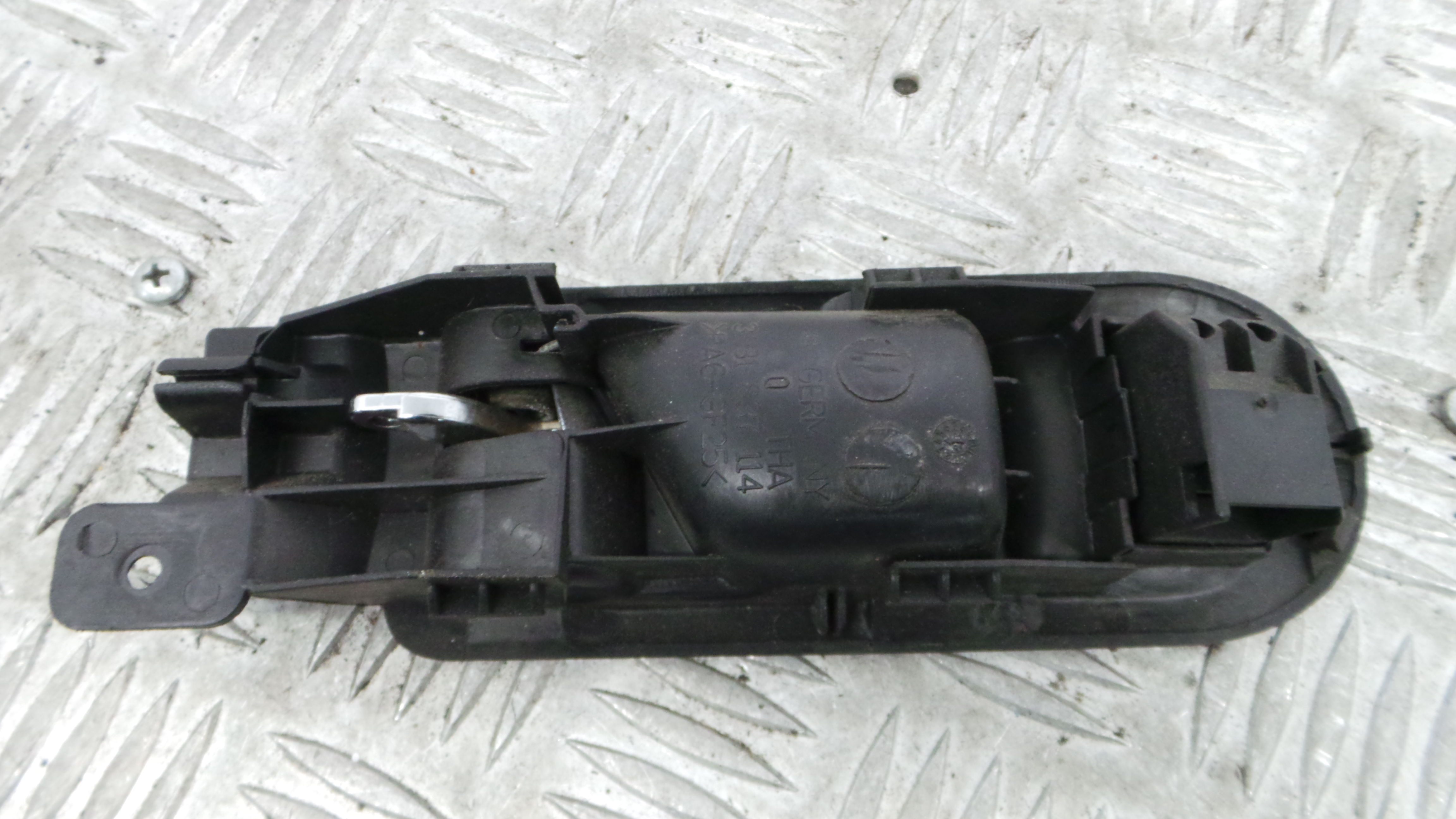 Puxador Interior Frente Direita 3B1837114 - VW GOLF IV (1J1), GOLF Mk IV (1J1)-36418545