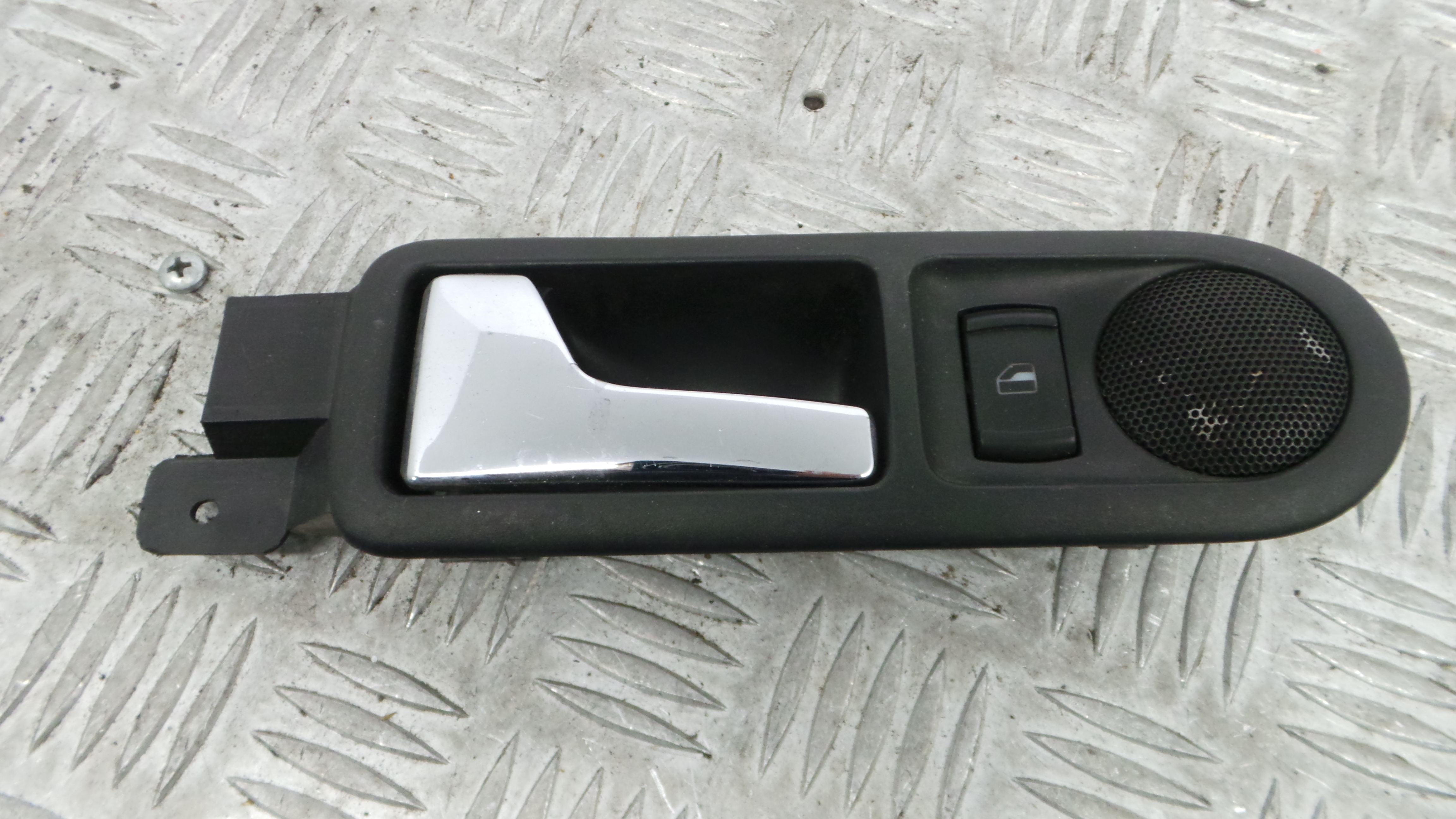 Puxador Interior Frente Esquerdo 1J4839113C - VW GOLF IV (1J1), GOLF Mk IV (1J1)-36418548
