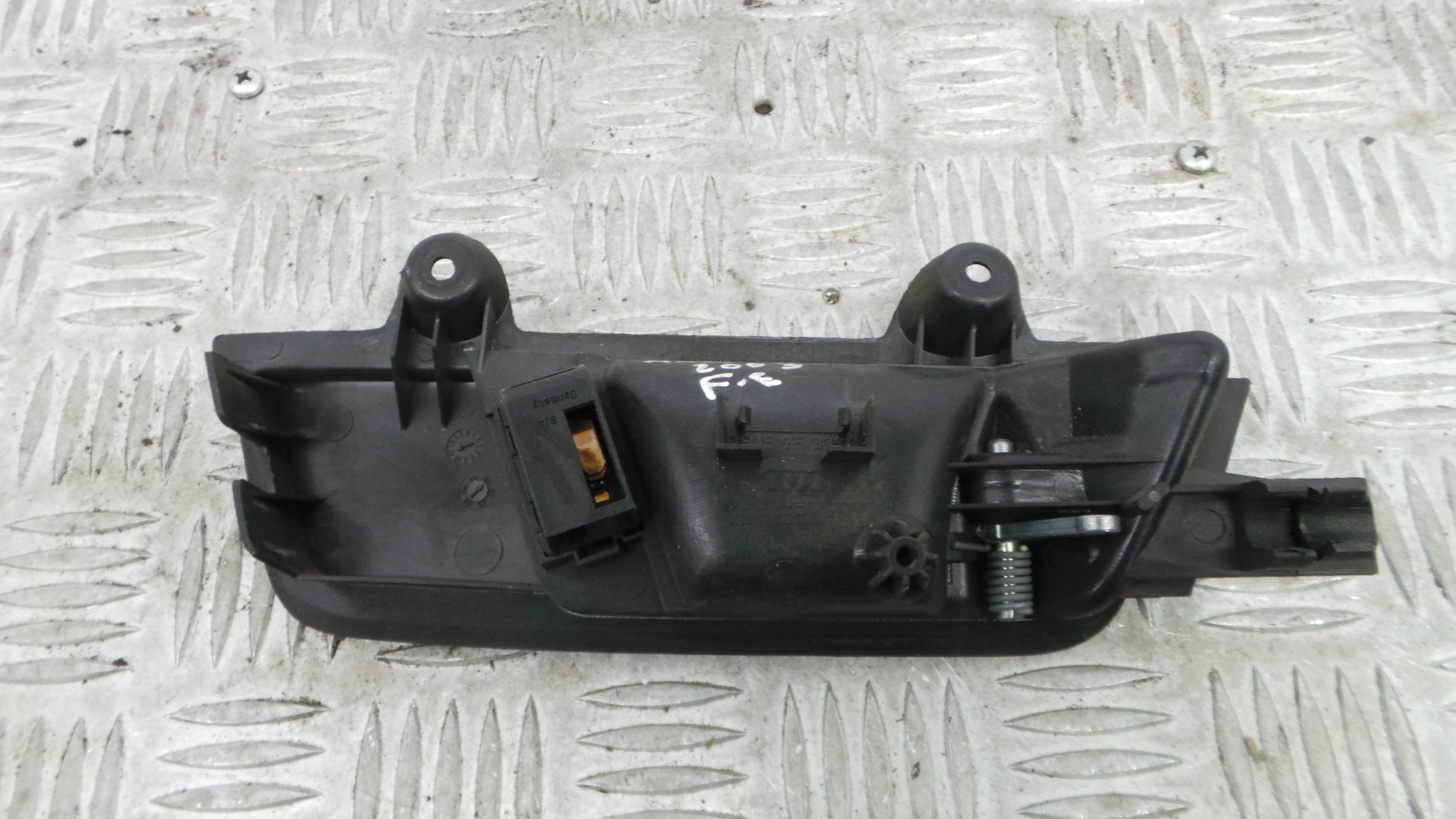 Puxador Interior Frente Esquerdo 8E1837019F - AUDI A4 B6 (8E2)-36418569