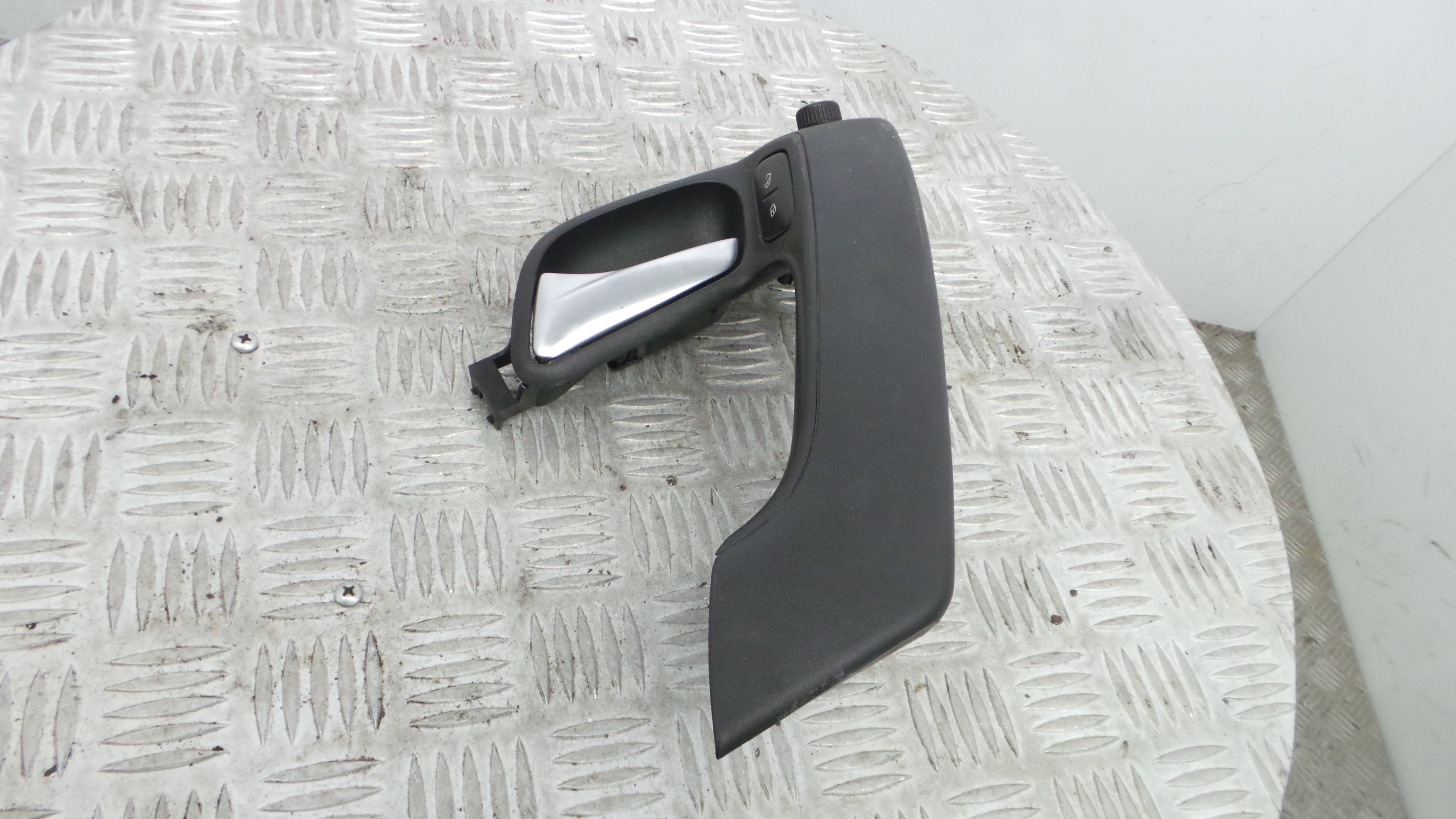 Puxador Interior Frente Esquerdo 6R0867179H - VW POLO V (6R1, 6C1)-36418670