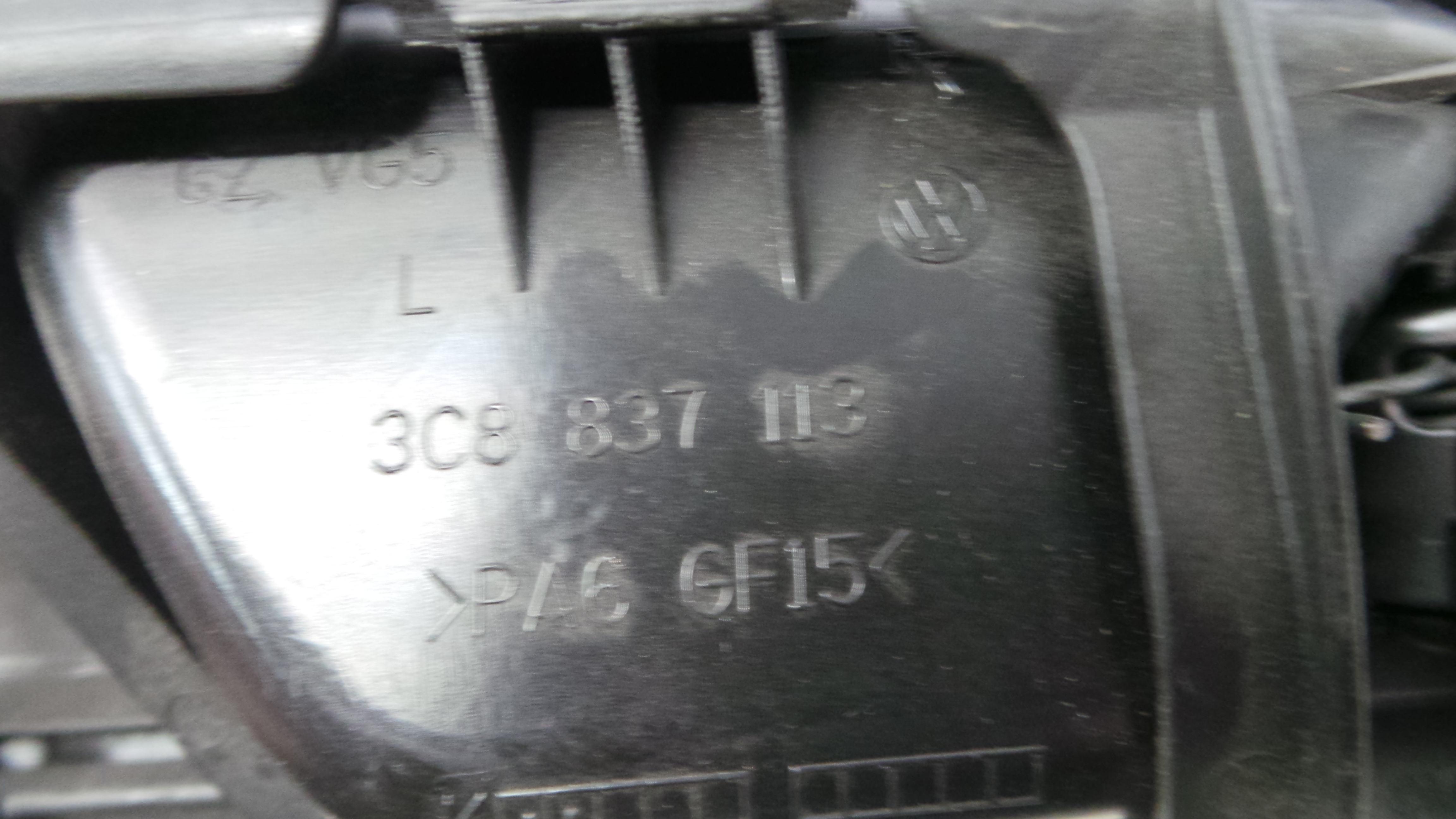 Puxador Interior Traseiro Esquerdo  3C8837113 - VW PASSAT CC B6 (357)-36418693