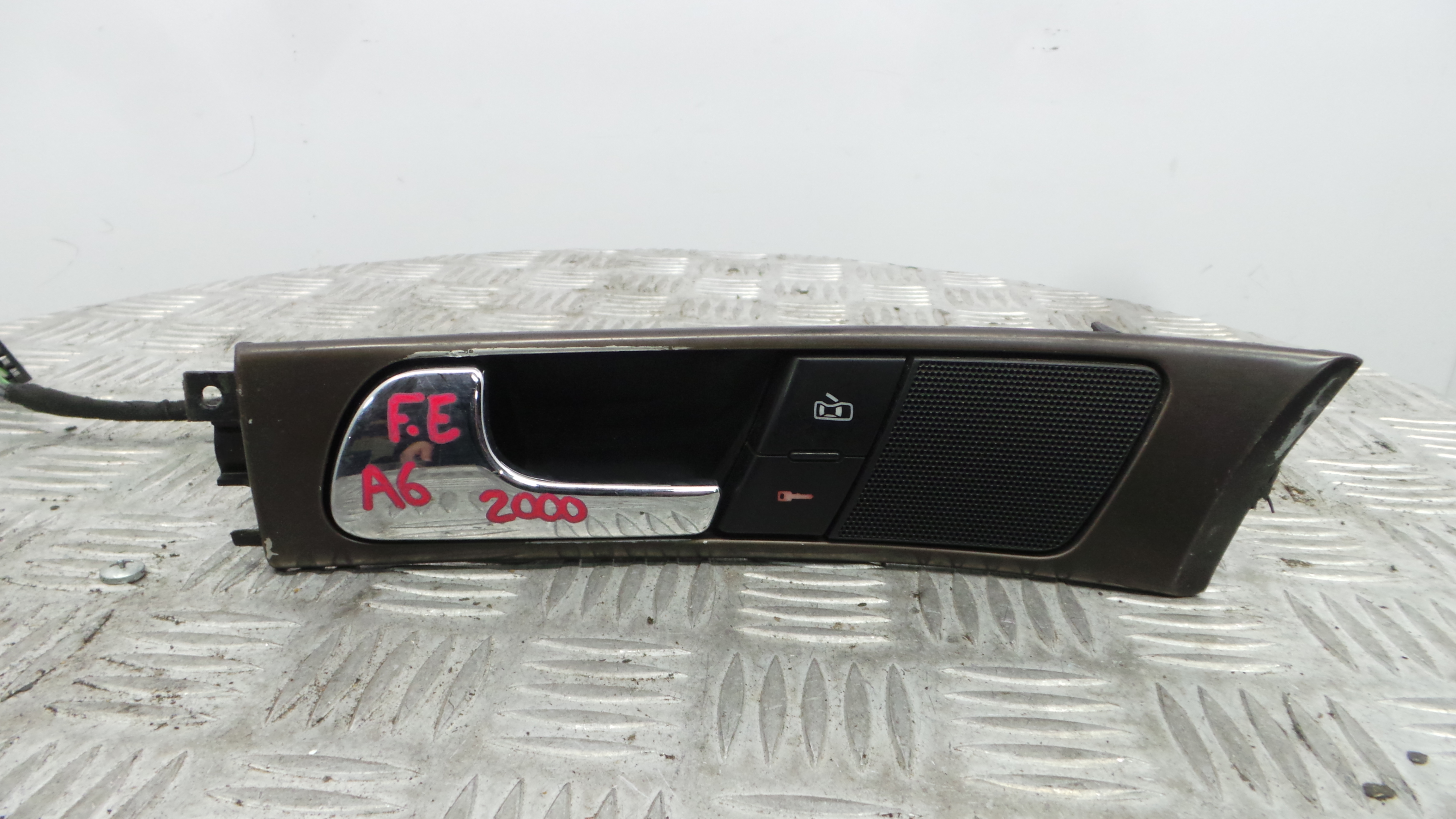 Puxador Interior Frente Esquerdo 4B837019 - AUDI A6 C5 (4B2)-36418697