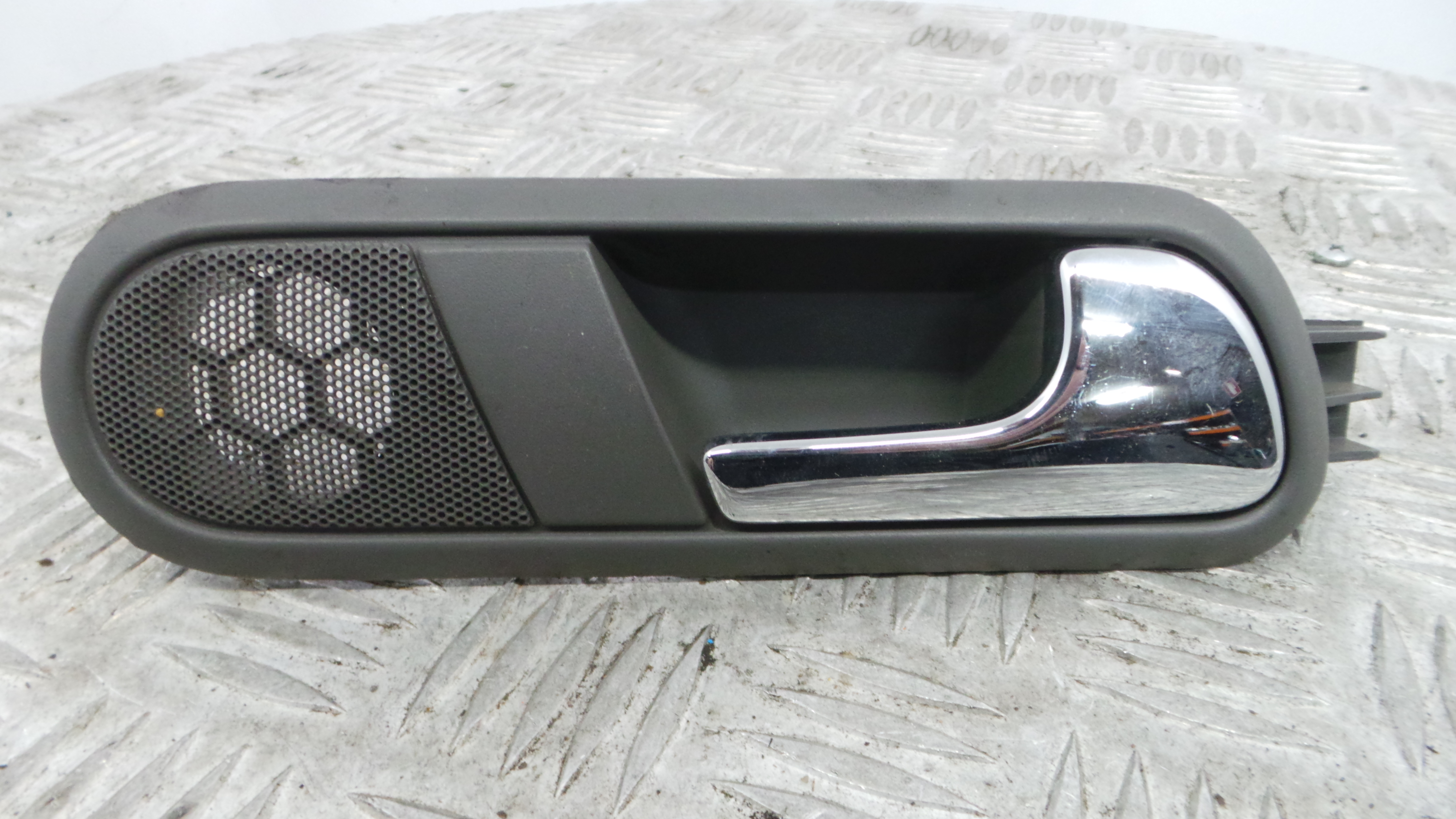 Puxador Interior Traseiro Direita 6L4839114J - SEAT IBIZA III (6L1), IBIZA Mk III (6L1)-36418701