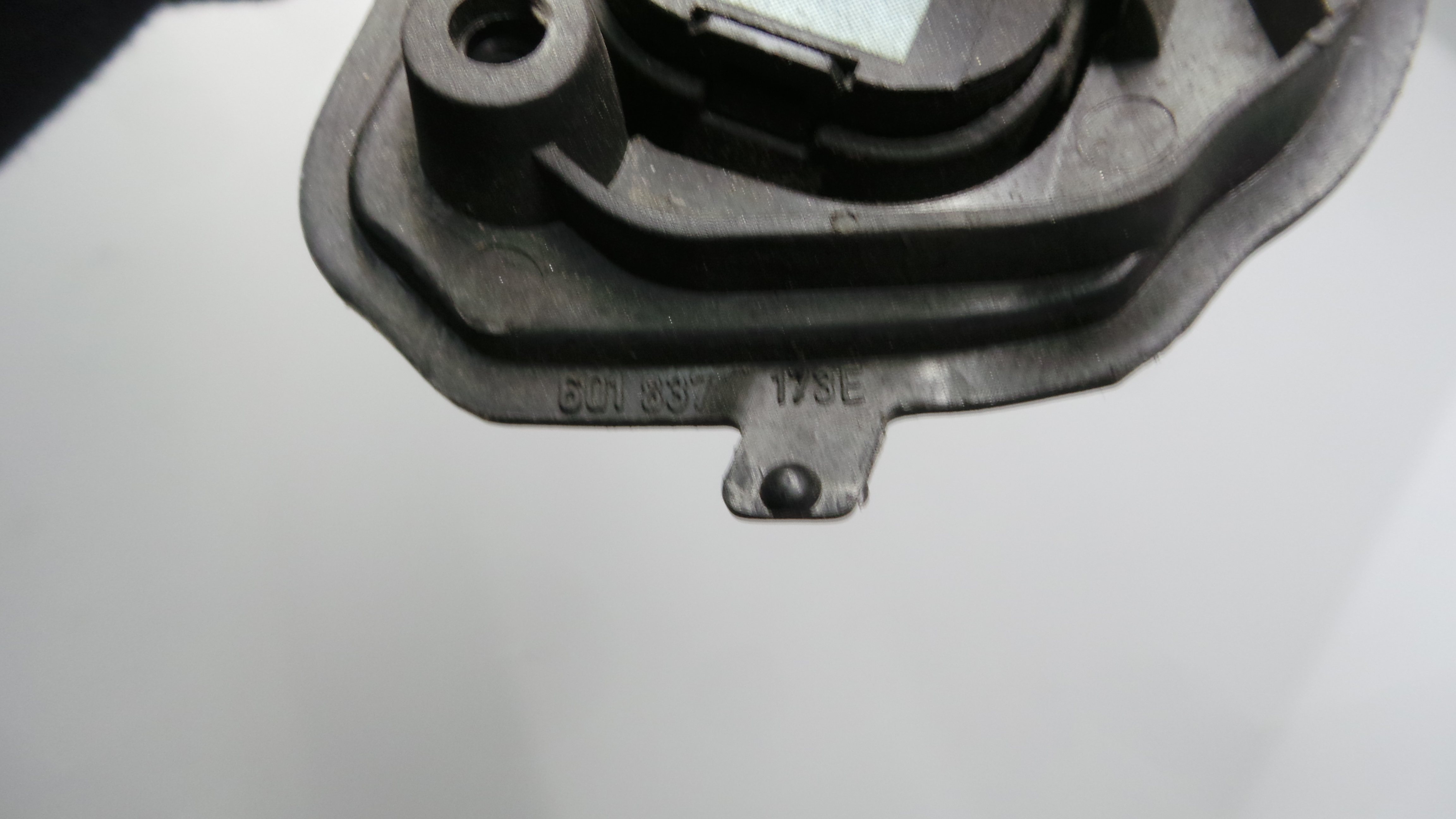 Puxador Interior Frente Esquerdo 6Q1837247G - VW POLO (9N_, 9A_)-36418704