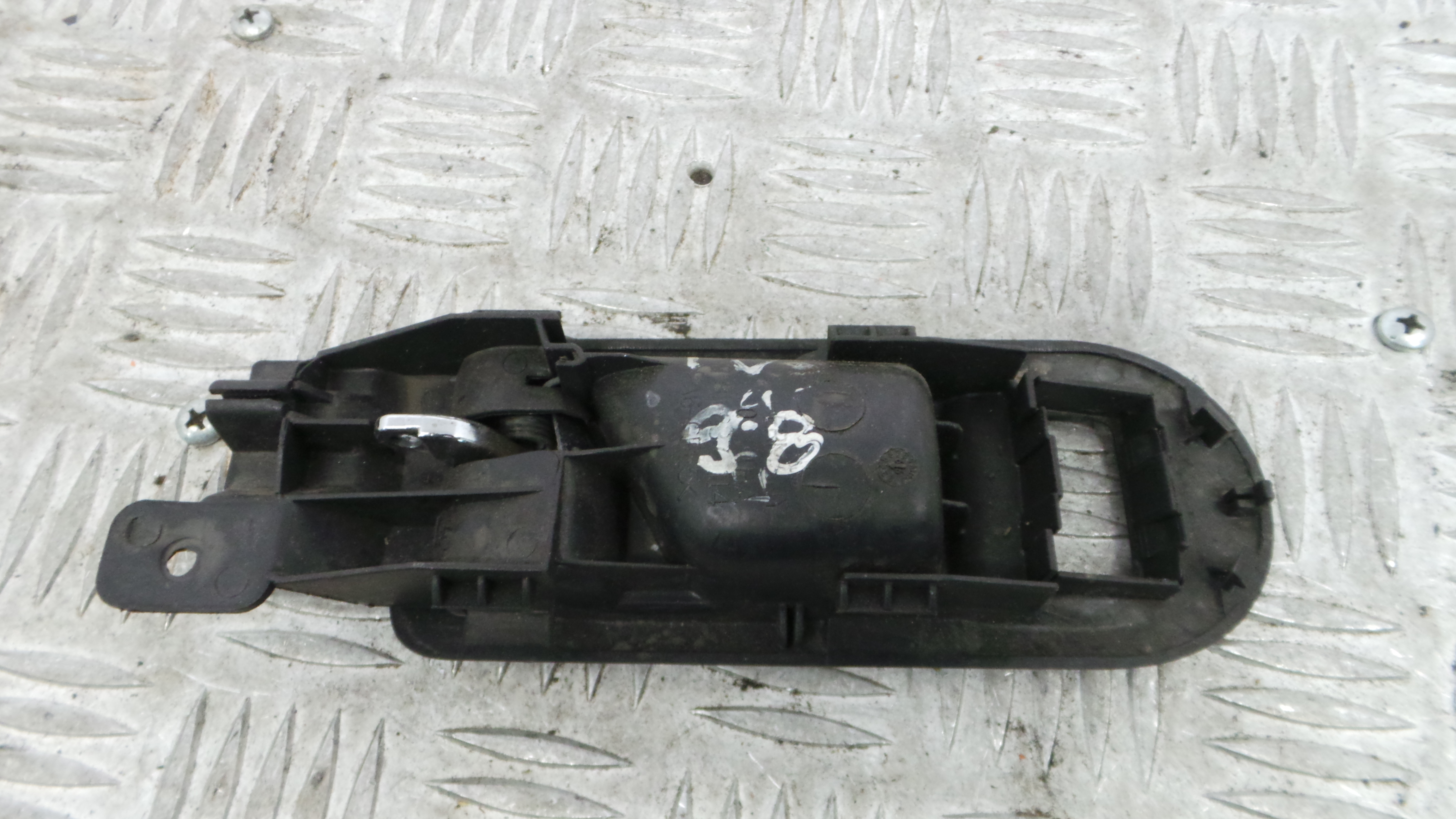 Puxador Interior Frente Direita 3B1837114 - VW GOLF IV (1J1), GOLF Mk IV (1J1)-36418717