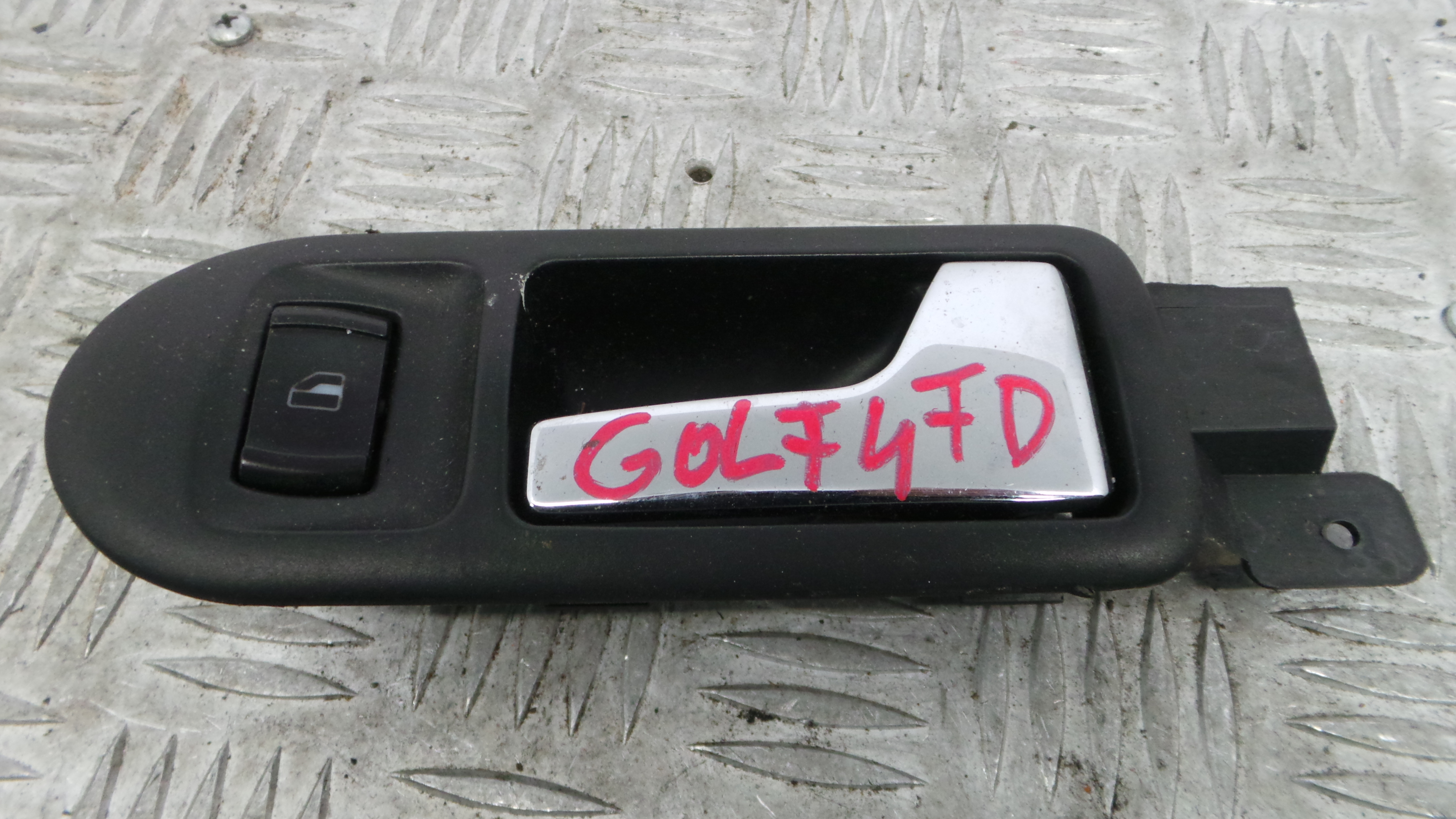 Puxador Interior Frente Direita 3B1837114T - VW GOLF IV (1J1), GOLF Mk IV (1J1)-36419089 Puxador Interior Frente Direita 3B1837114T - VW GOLF IV (1J1), GOLF Mk IV (1J1)-36419089