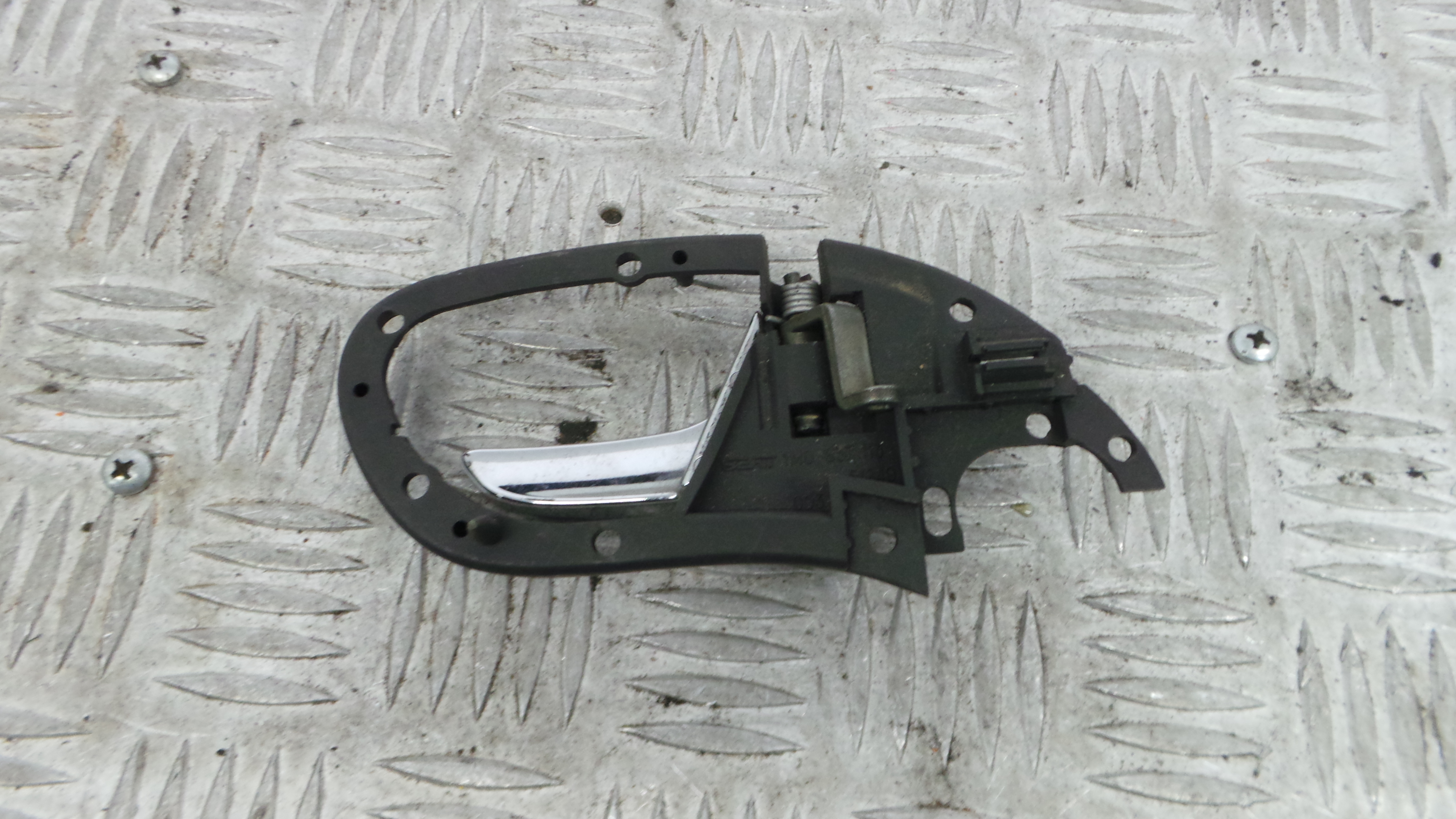Puxador Interior Frente Esquerdo 1M0837113 - SEAT LEON (1M1)-36419159