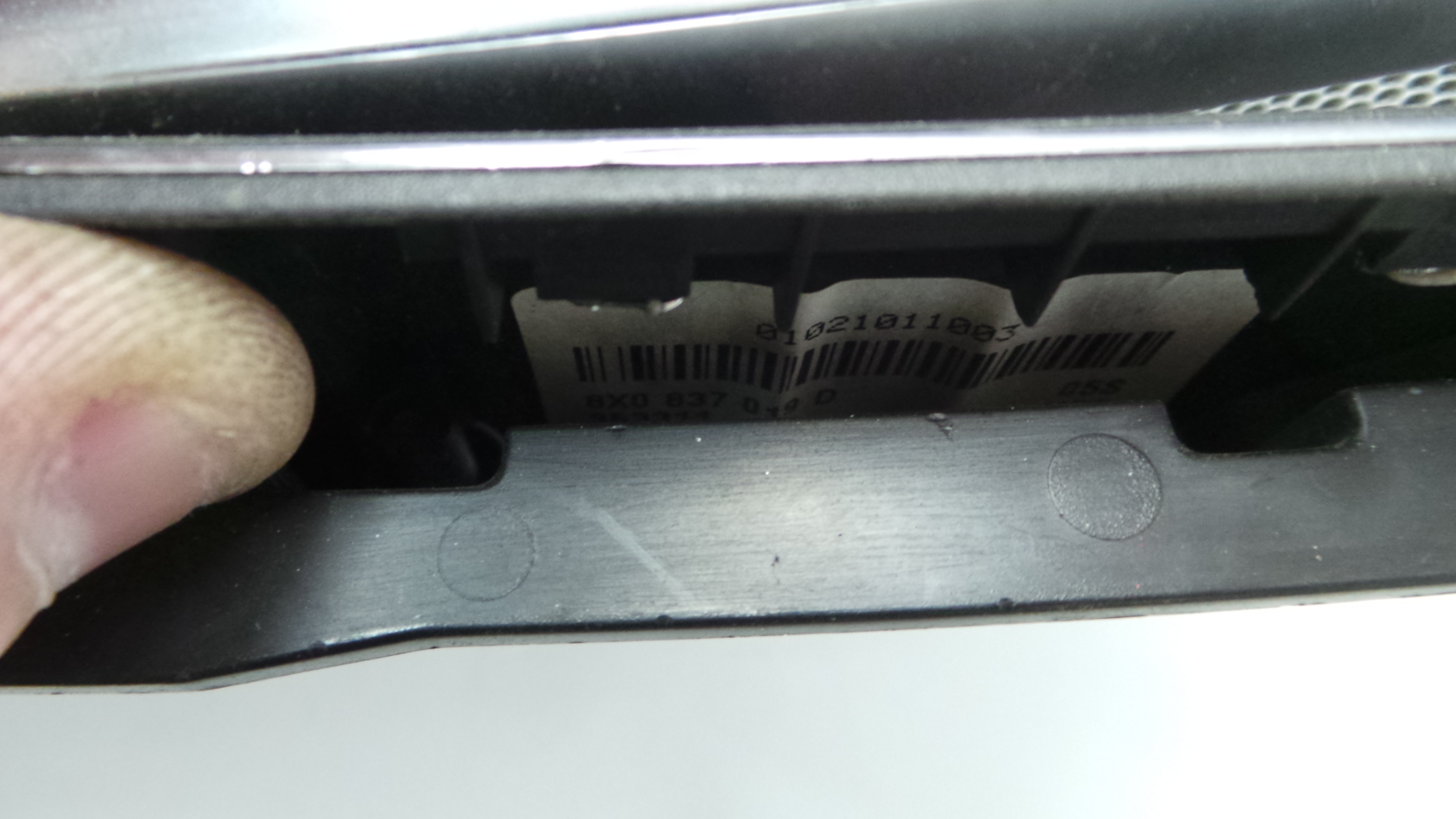 Puxador Interior Frente Esquerdo 8X0868783 - AUDI A1 (8X1, 8XK)-36419182