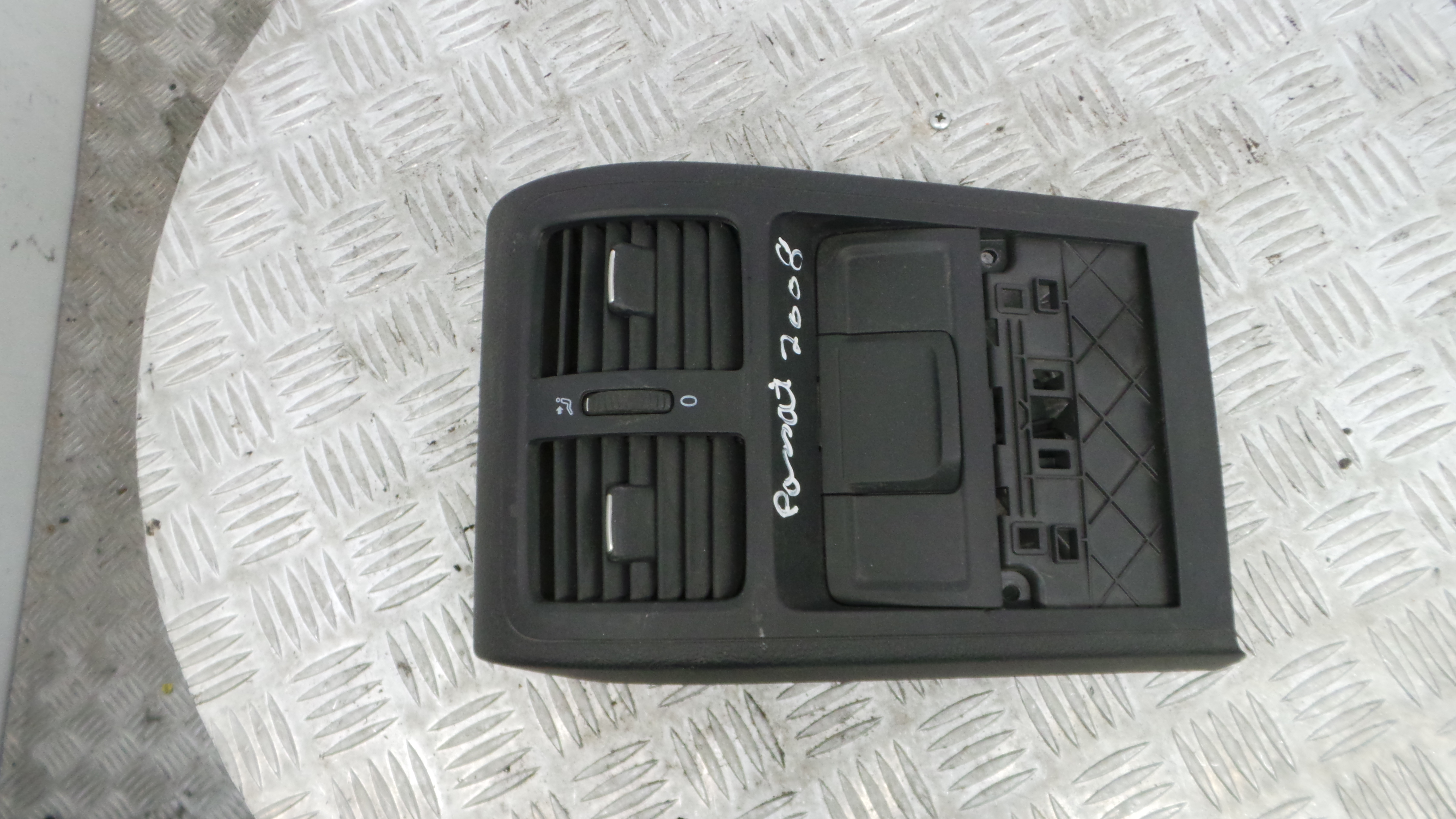 Grelha da Sofagem  3C0863615 - VW PASSAT B6 (3C2)-36419461