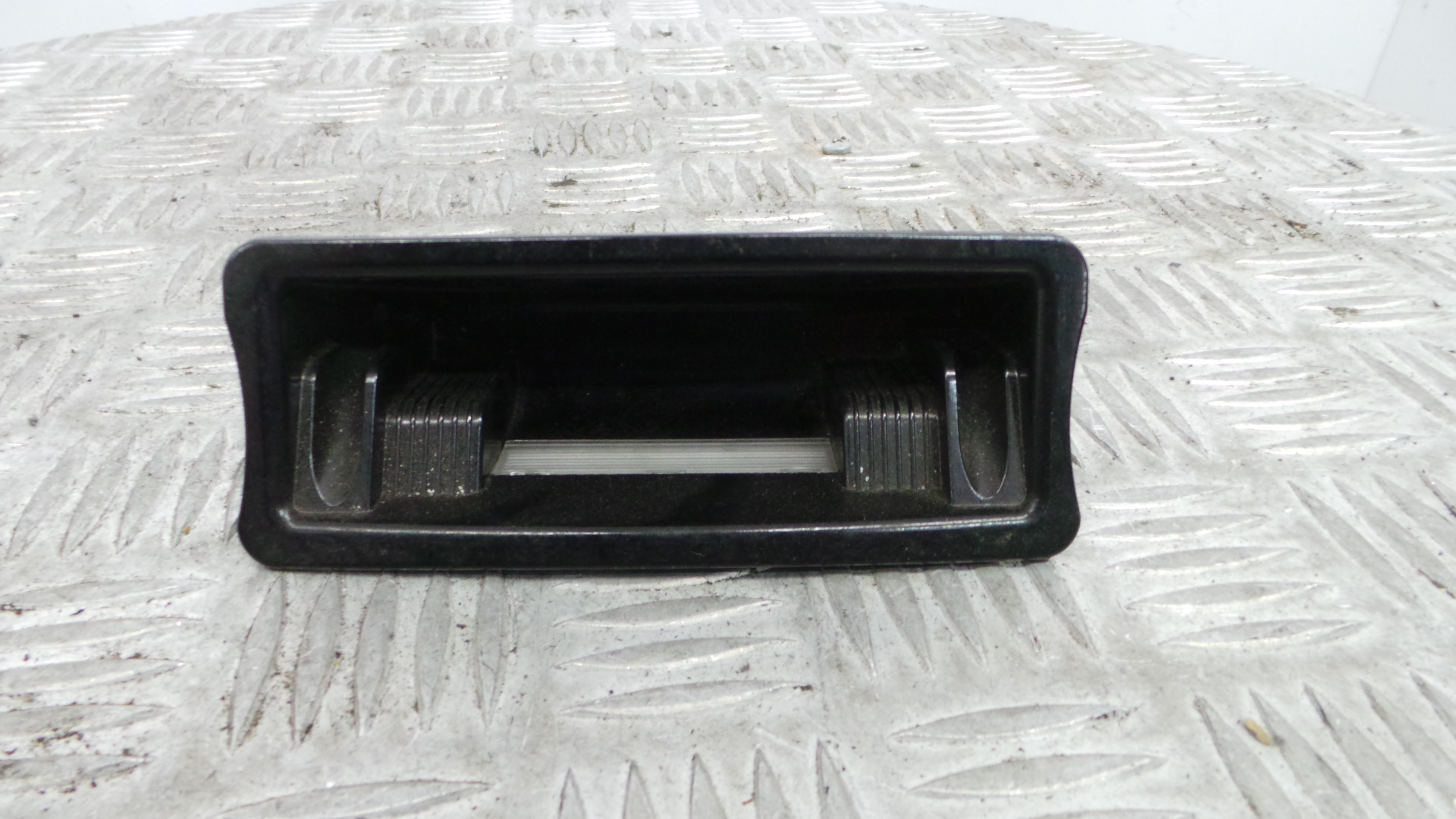 Cinzeiro 8P0857575 - AUDI A3 (8P1)-36419491 Cinzeiro 8P0857575 - AUDI A3 (8P1)-36419491