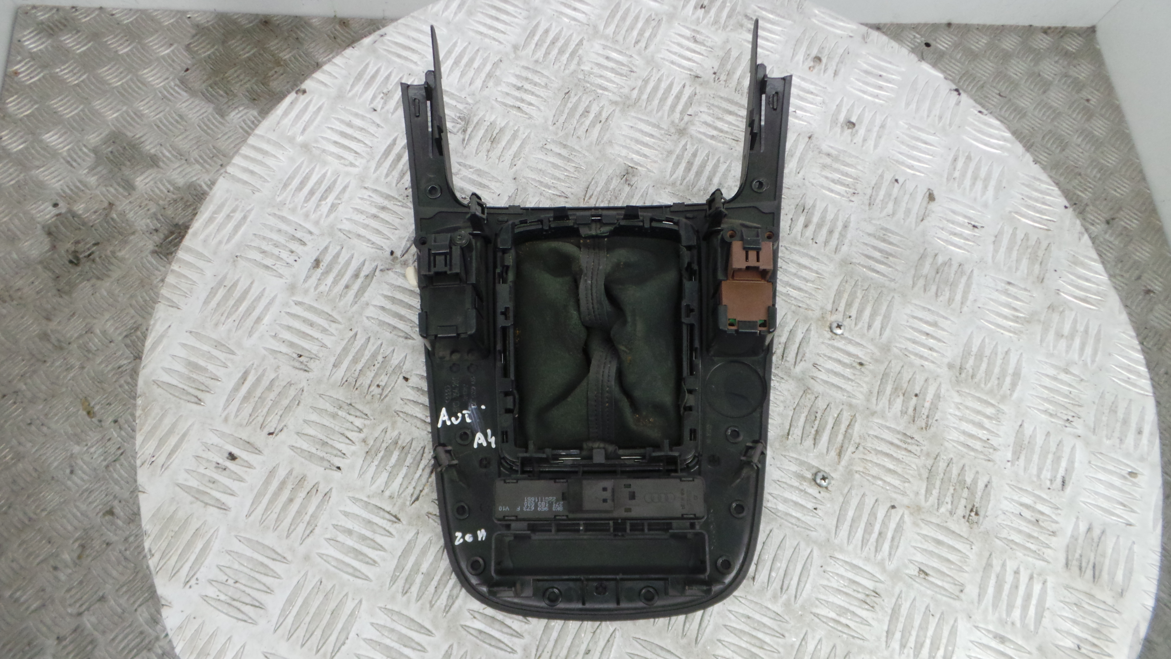 Moca / Fole de Velocidades 8K0864261 - AUDI A4 B8 (8K2)-36419499