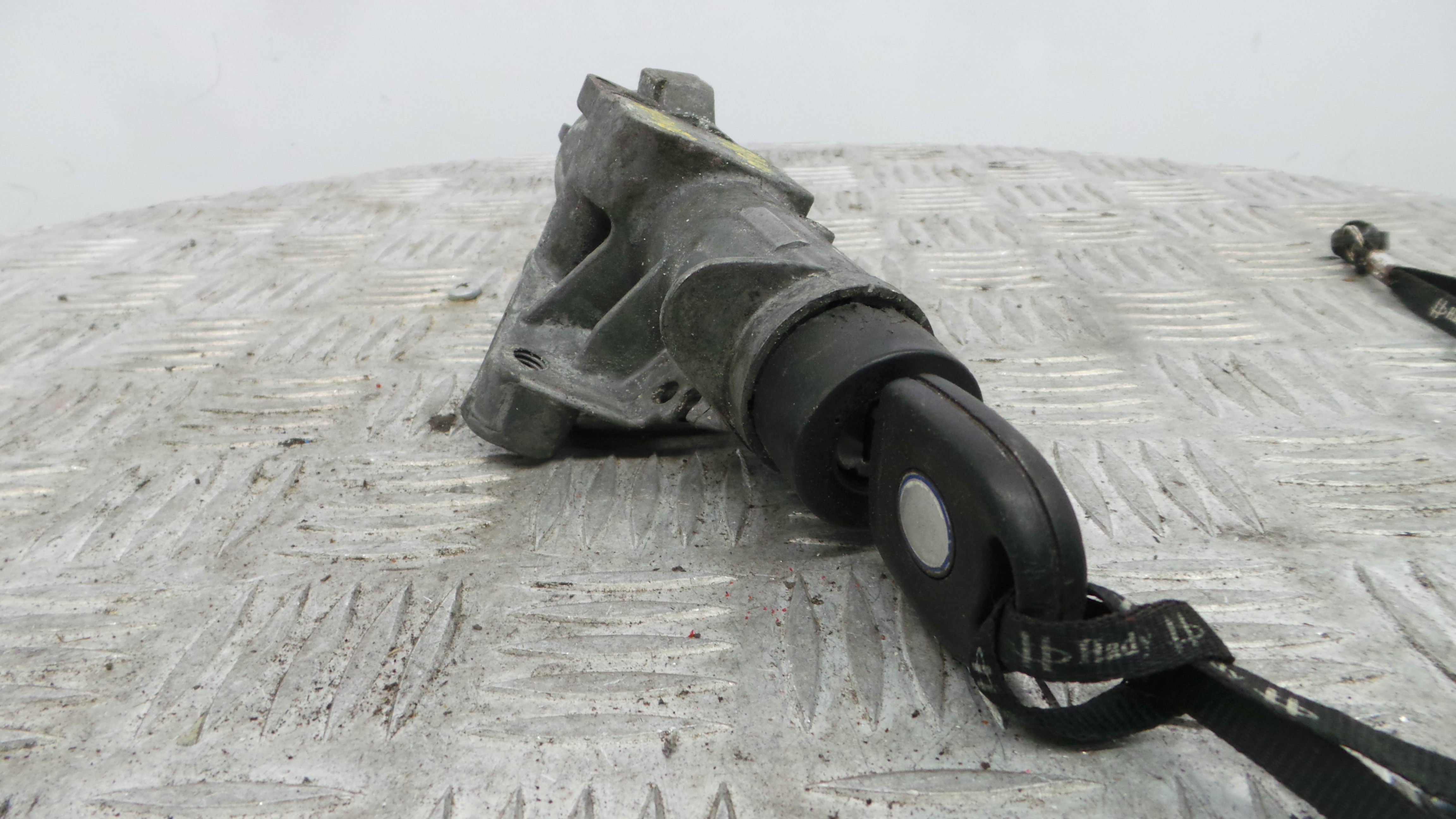 Canhão de ignição 4B0905851C - VW POLO (9N_, 9A_)-36419709