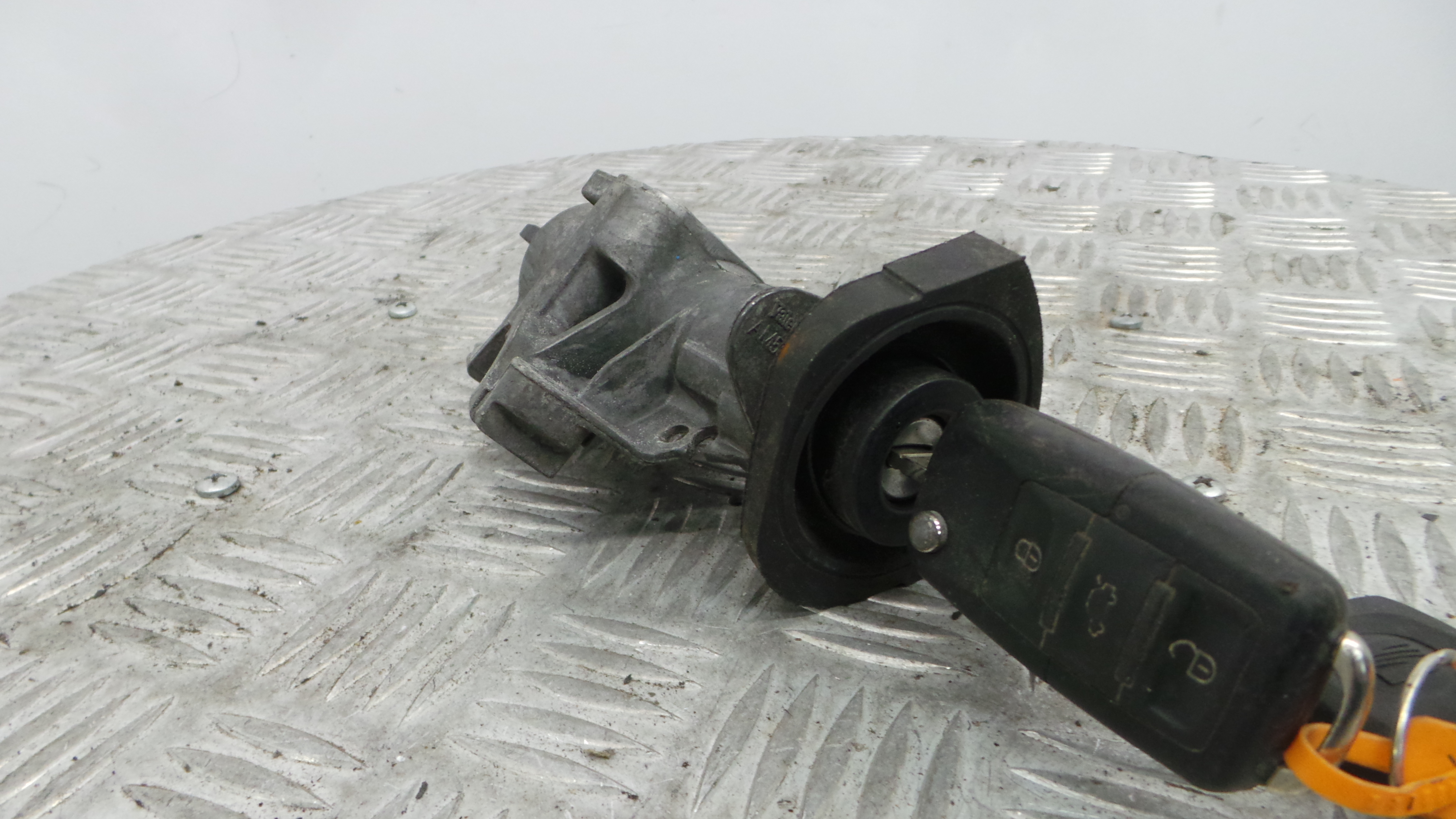 Canhão de ignição 4B0905851C - SEAT IBIZA IV (6J5, 6P1), IBIZA Mk IV (6J5, 6P1)-36419715