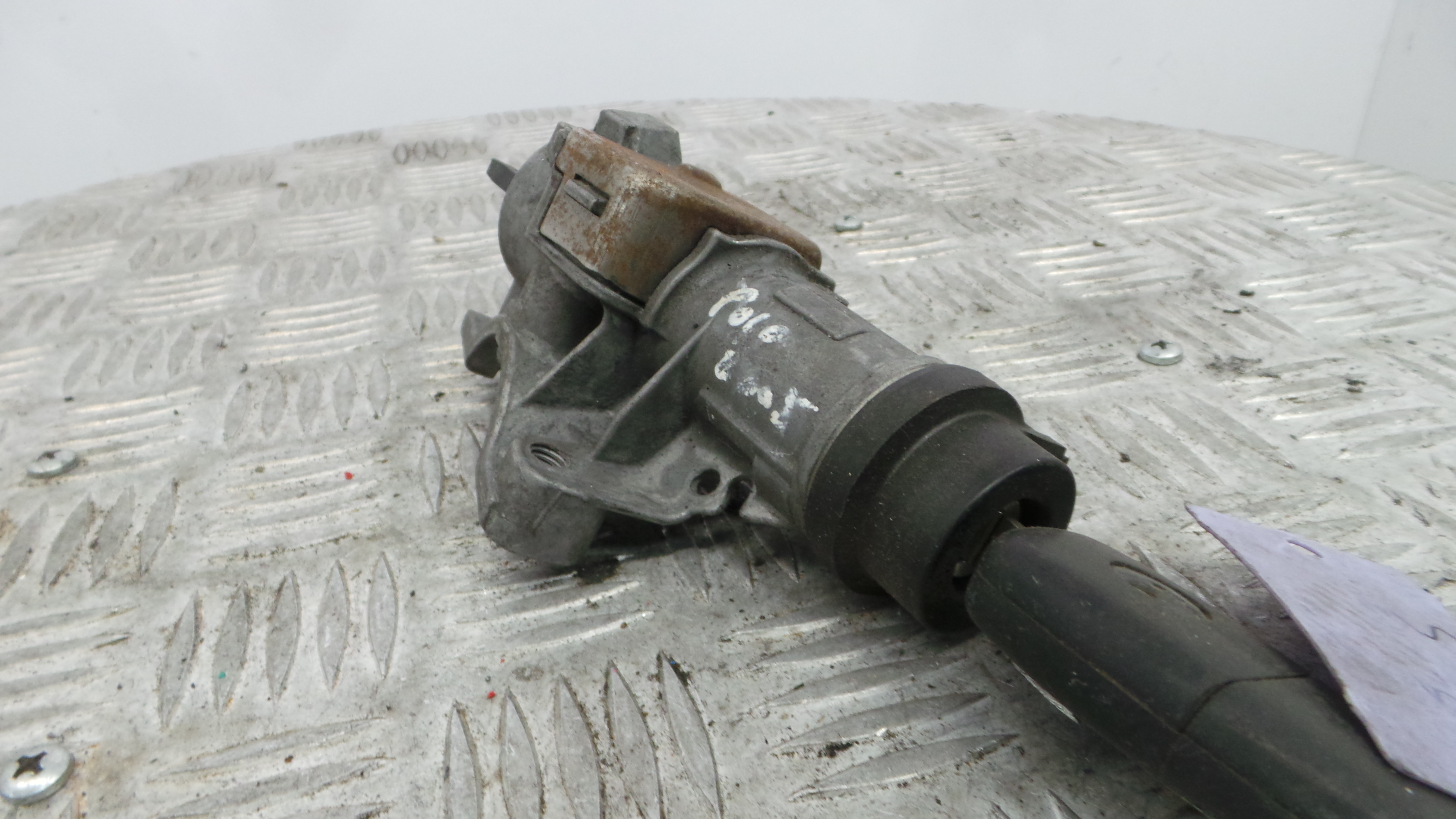 Canhão de ignição 4B0905851G - VW POLO (9N_, 9A_)-36419730