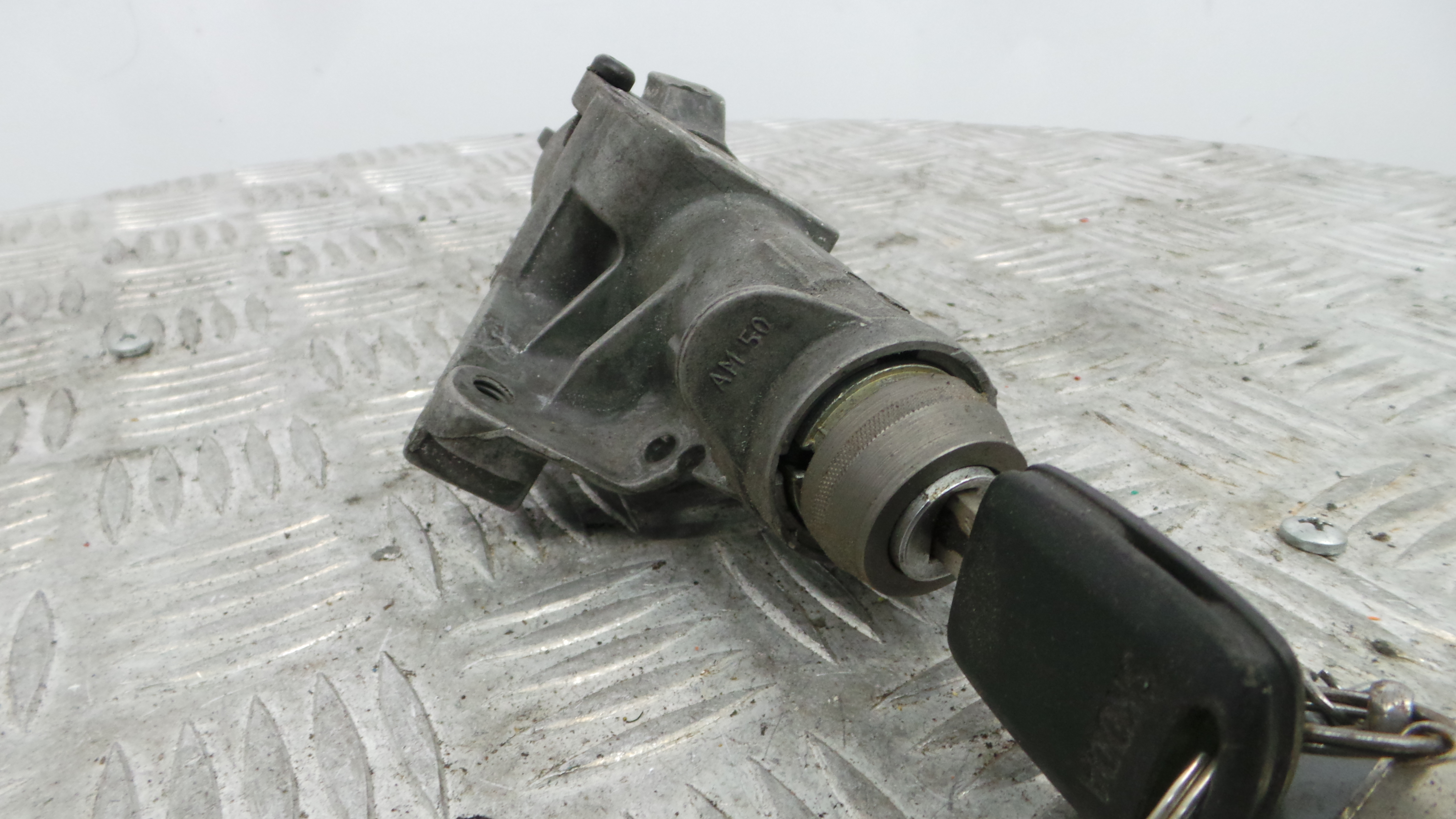 Canhão de ignição 4B0905851C - SKODA OCTAVIA I (1U2)-36419739