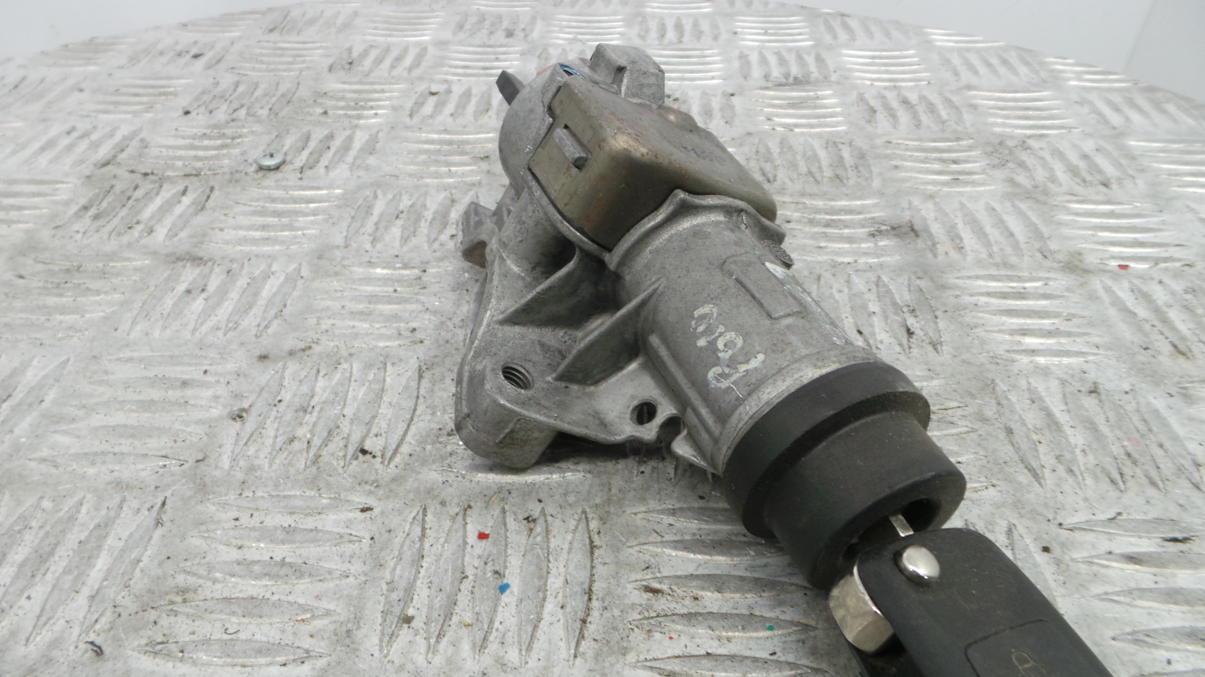 Canhão de ignição 4B0905851Q - VW POLO (9N_, 9A_)-36419742