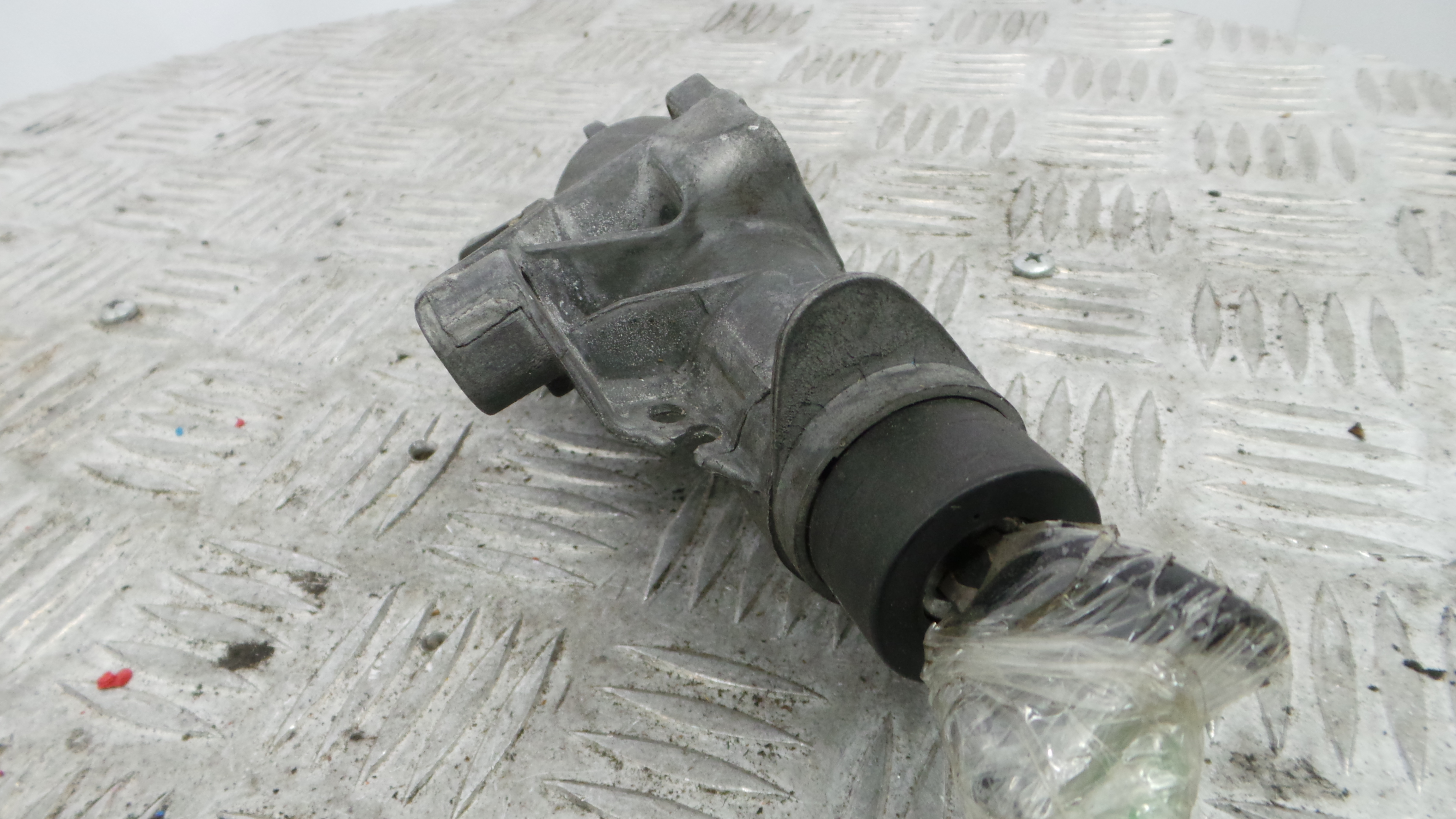 Canhão de ignição 4B0905851C - SEAT IBIZA III (6L1), IBIZA Mk III (6L1)-36419745