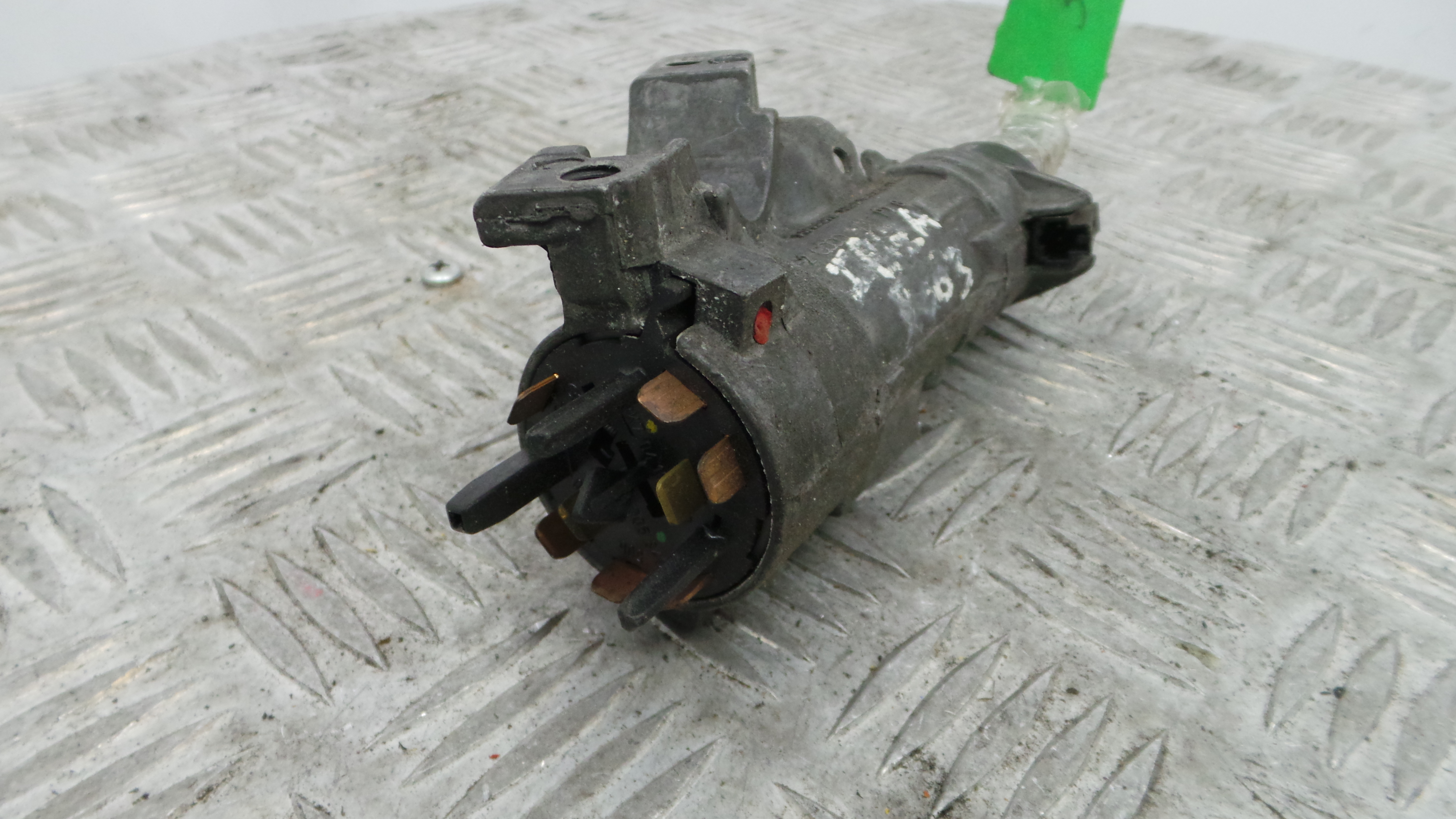 Canhão de ignição 4B0905851C - SEAT IBIZA III (6L1), IBIZA Mk III (6L1)-36419745